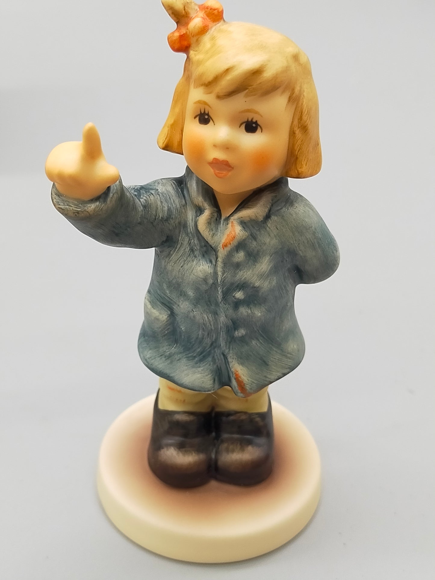 Goebel Hummel Figur "Dirigentin Melody" – Mit Original Verpackung und Zertifikat
