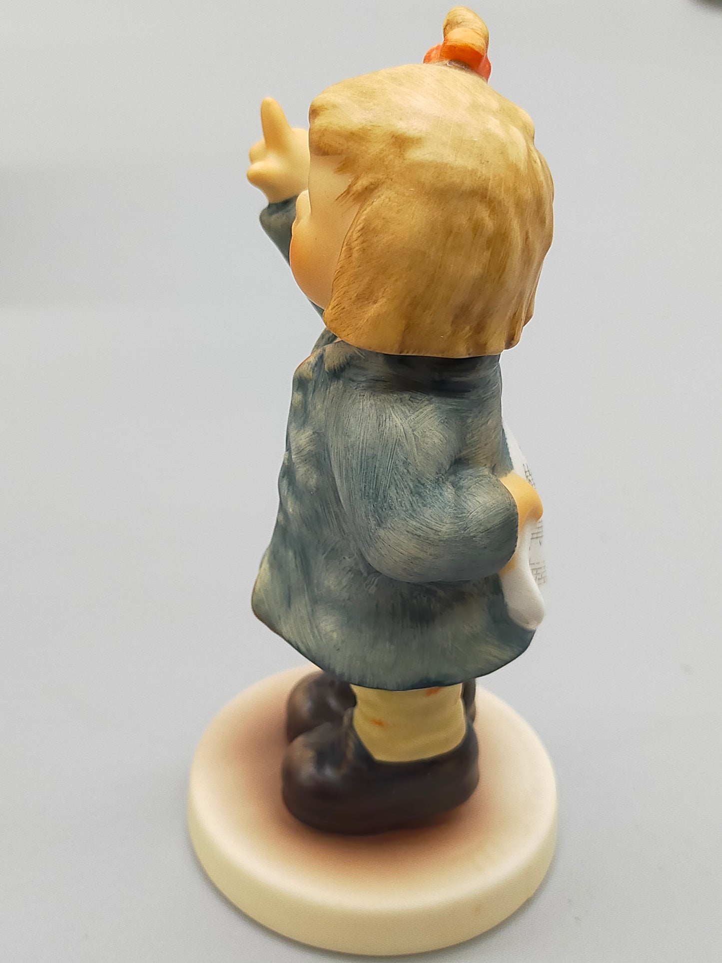 Goebel Hummel Figur "Dirigentin Melody" – Mit Original Verpackung und Zertifikat