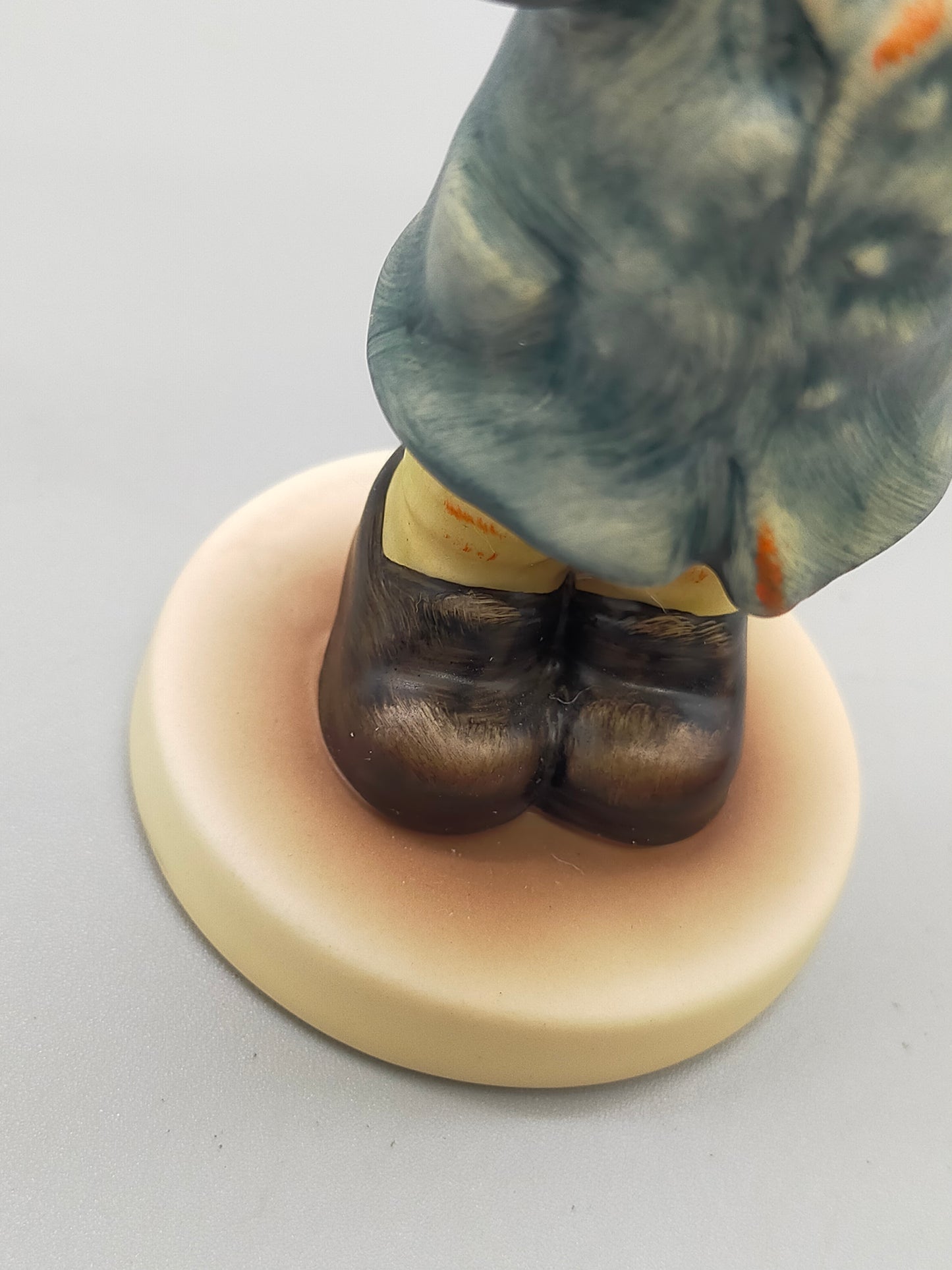 Goebel Hummel Figur "Dirigentin Melody" – Mit Original Verpackung und Zertifikat