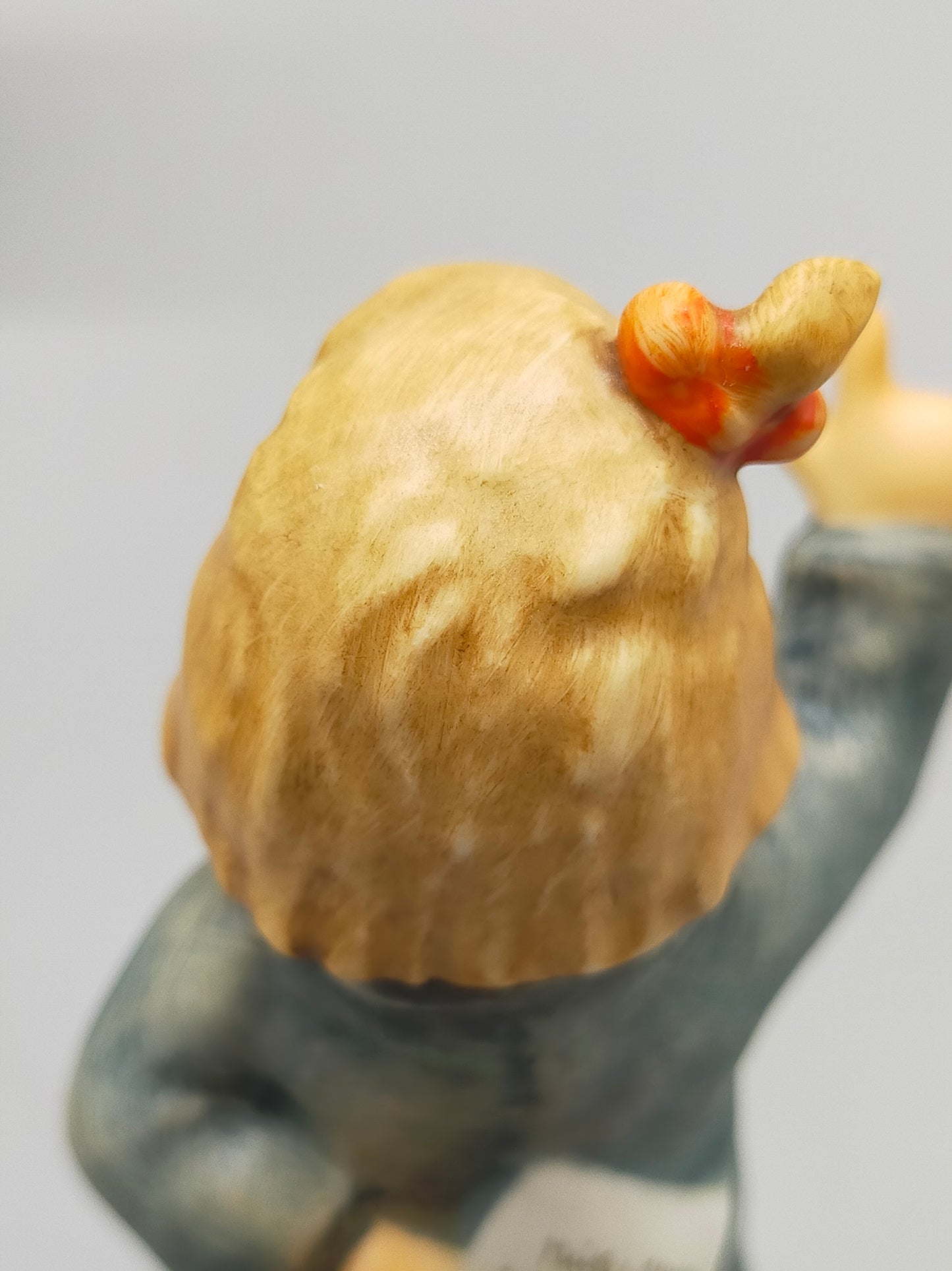Goebel Hummel Figur "Dirigentin Melody" – Mit Original Verpackung und Zertifikat