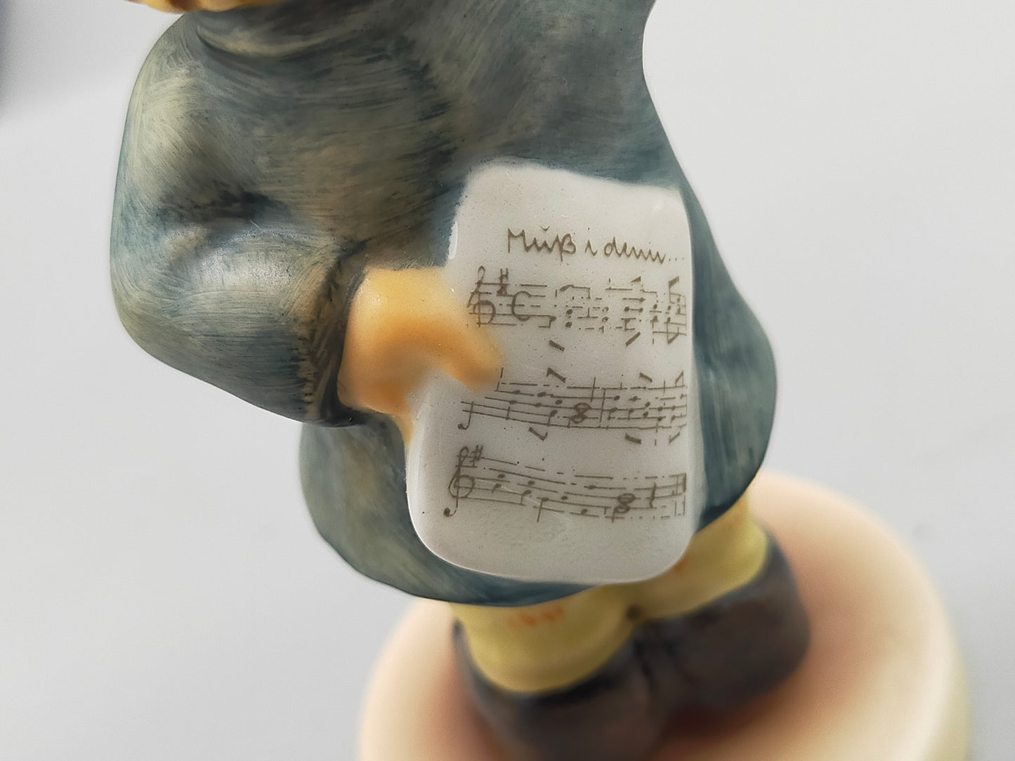 Goebel Hummel Figur "Dirigentin Melody" – Mit Original Verpackung und Zertifikat