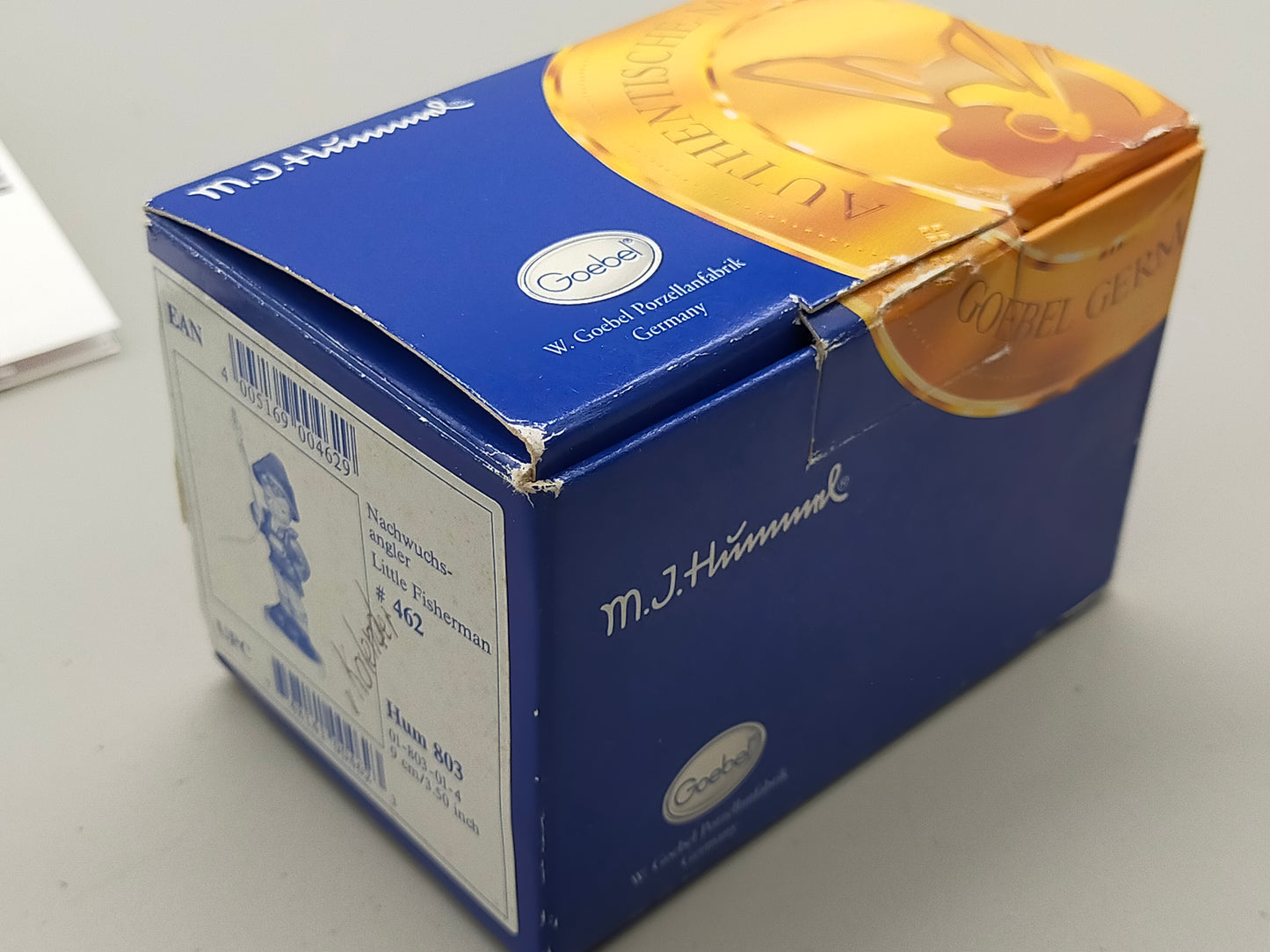 Goebel Hummel Figur "Nachwuchsangler" – Mit Original Verpackung und Zertifikat