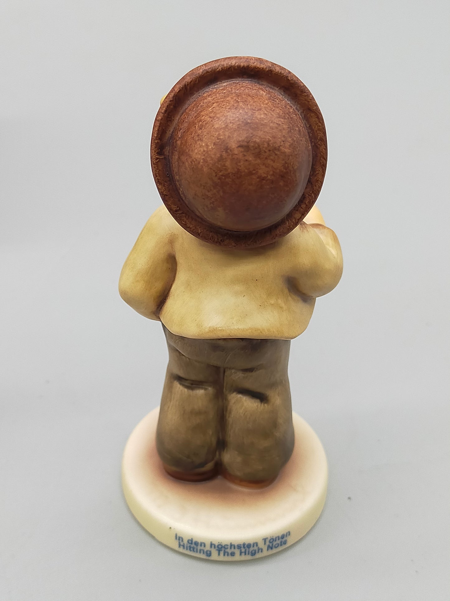 Goebel Hummel Figur "Fescher Sänger" – Mit Original Verpackung und Zertifikat