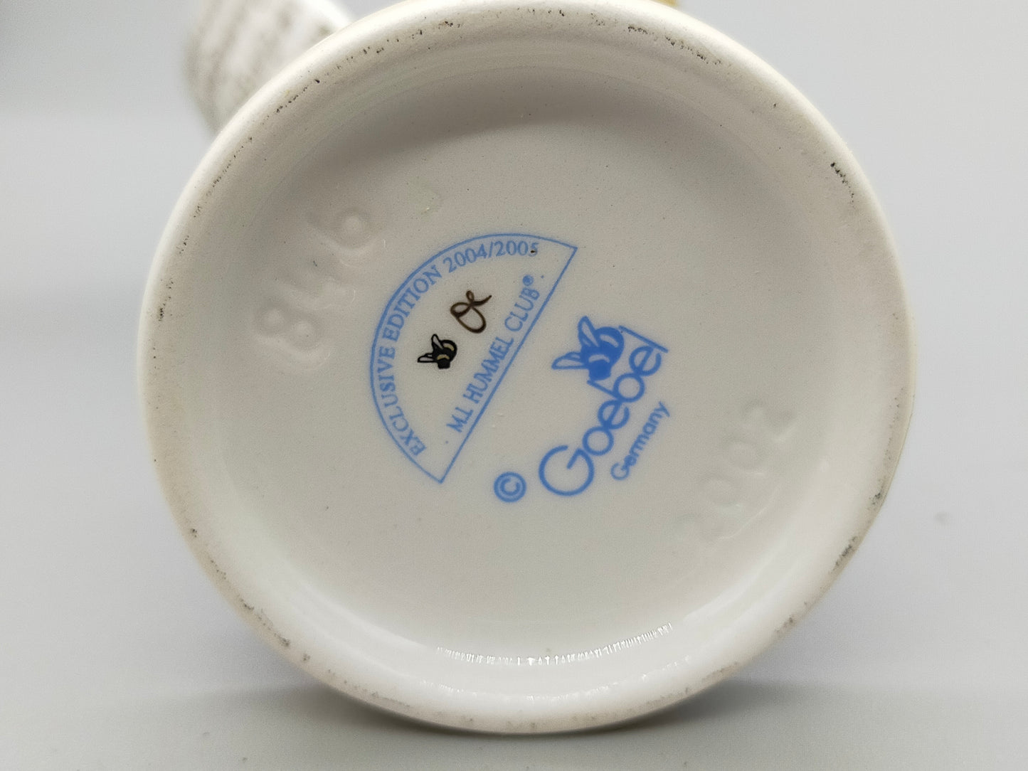 Goebel Hummel Figur "Fescher Sänger" – Mit Original Verpackung und Zertifikat
