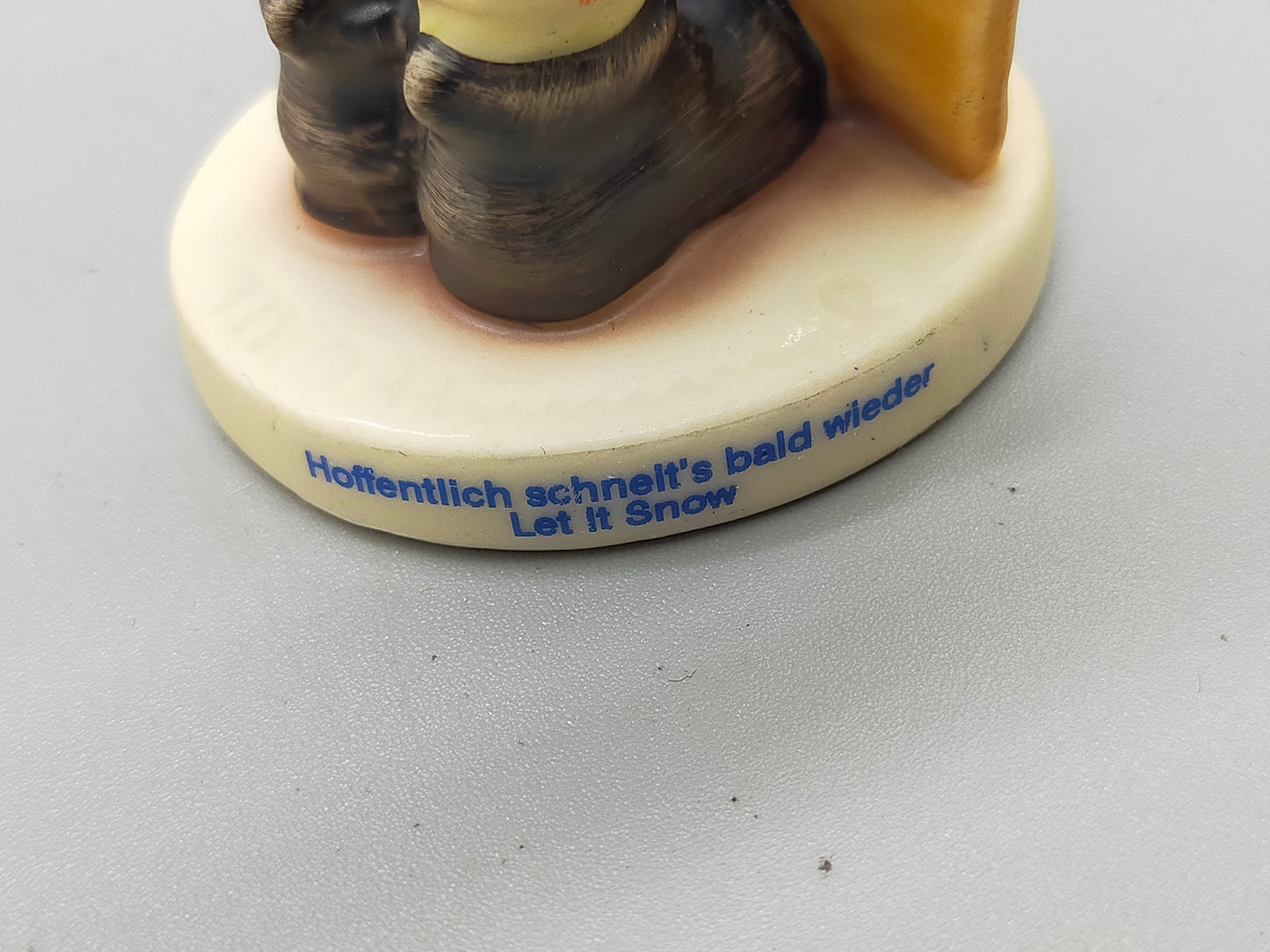 Goebel Hummel Figur Hoffentlich schneit's bald wieder Mit OVP & Zertifikat