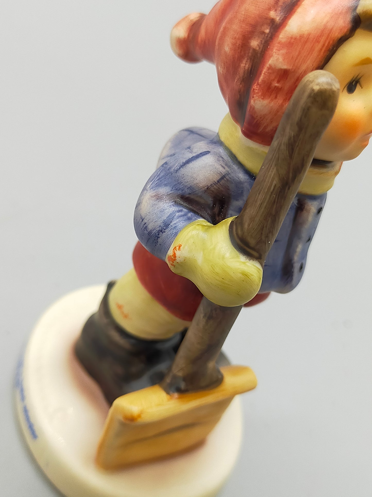 Goebel Hummel Figur Hoffentlich schneit's bald wieder Mit OVP & Zertifikat