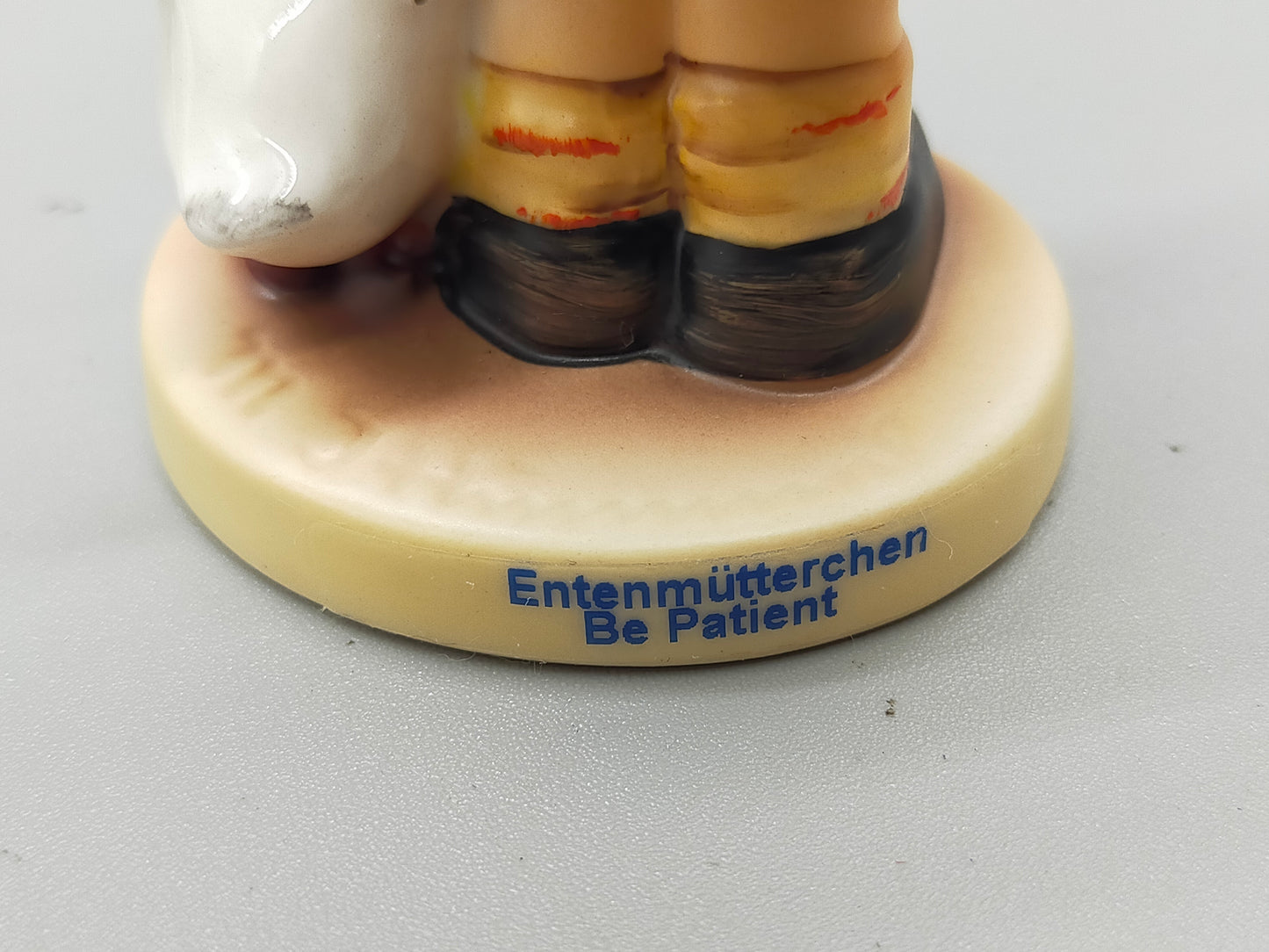 Goebel Hummel Figur "Entenmütterchen" – Mit Original Verpackung und Zertifikat
