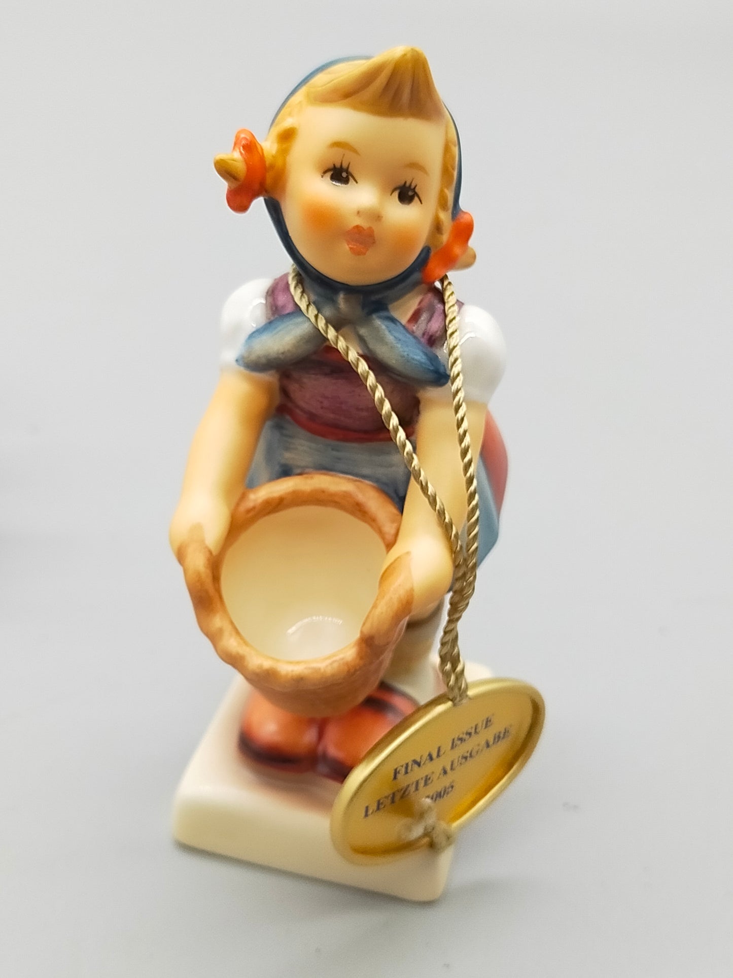 Goebel Hummel Figur Fleißiges Lieschen Mit OVP und Zertifikat