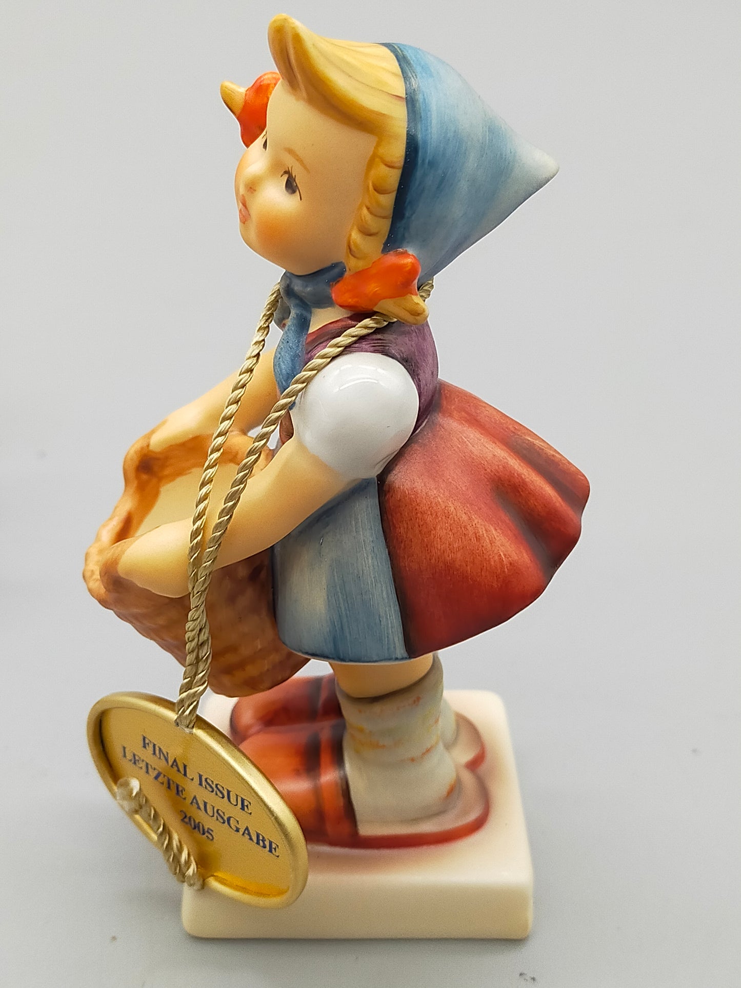 Goebel Hummel Figur Fleißiges Lieschen Mit OVP und Zertifikat