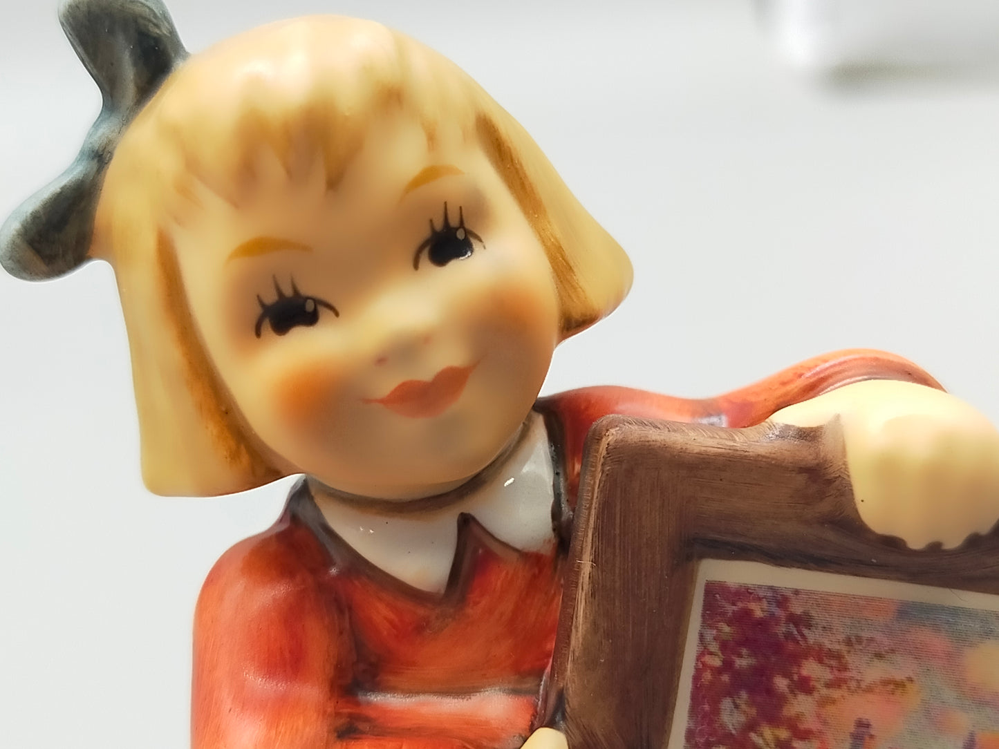 Goebel Hummel Figur "Do You Love It!" – Mit Original Verpackung und Zertifikat