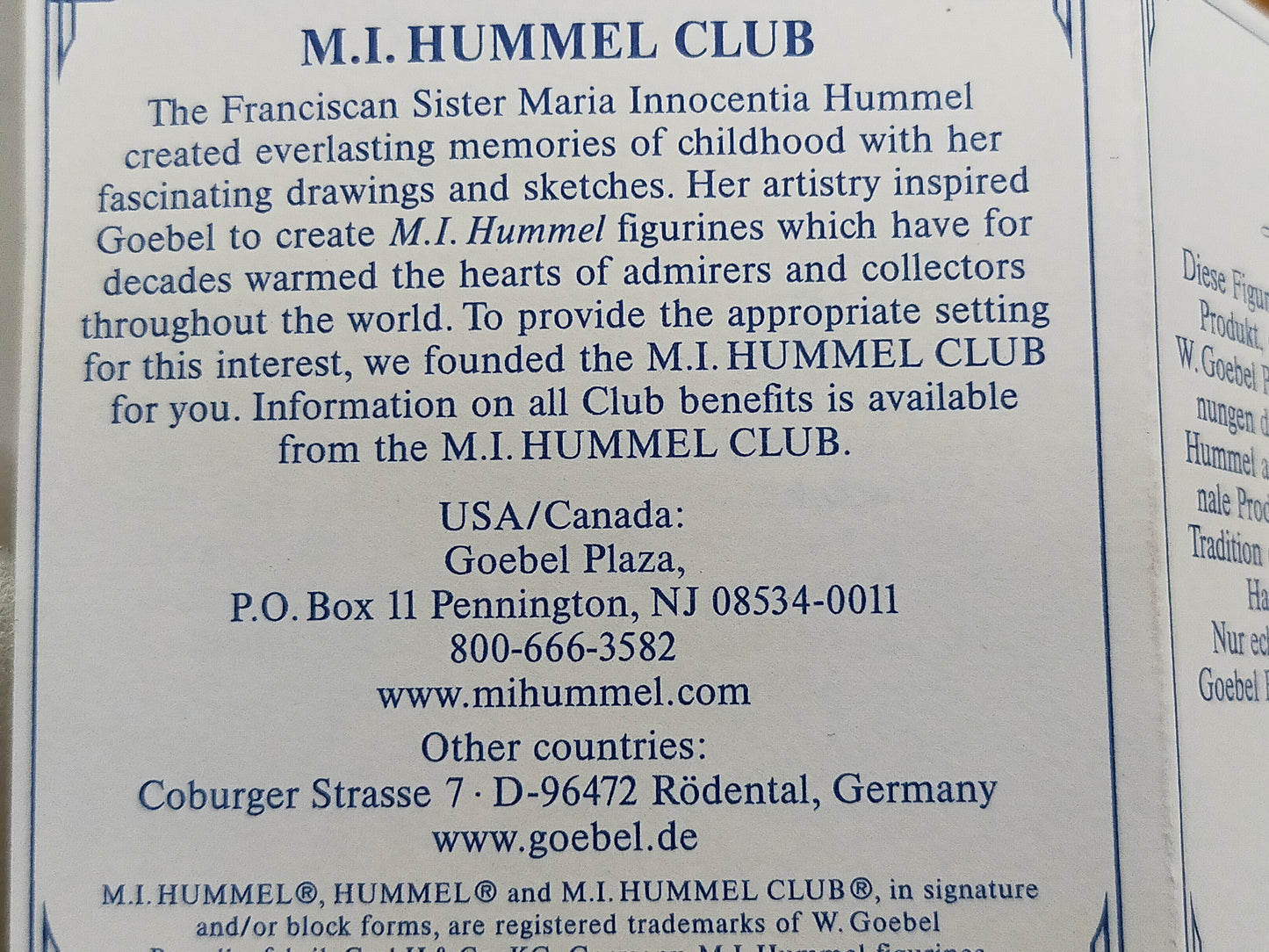 Goebel Hummel Figur Merk Dirs Halt Mit Original Verpackung und Zertifikat