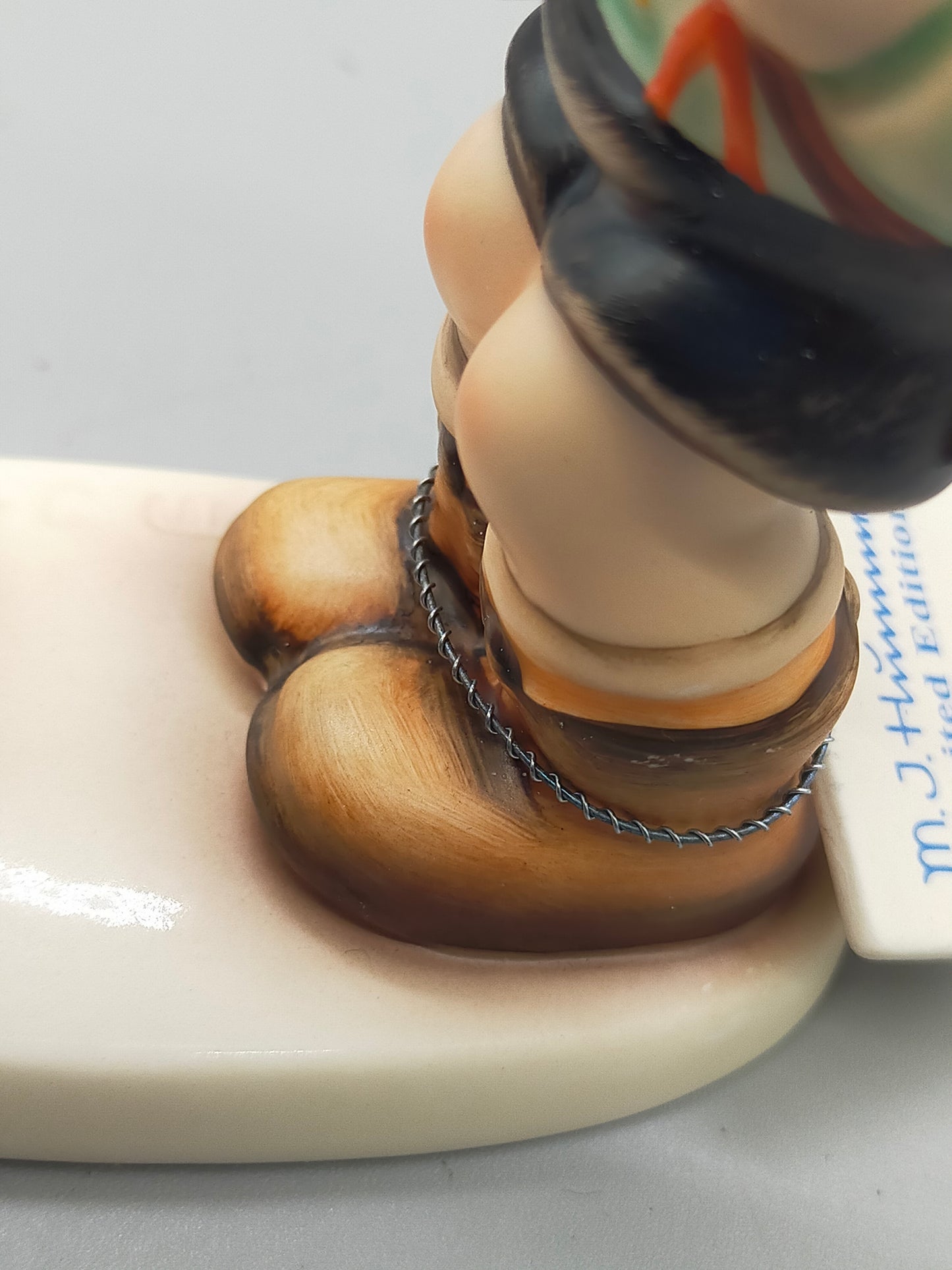 Goebel Hummel Figur "Jägerlein" – Mit Original Verpackung und Zertifikat
