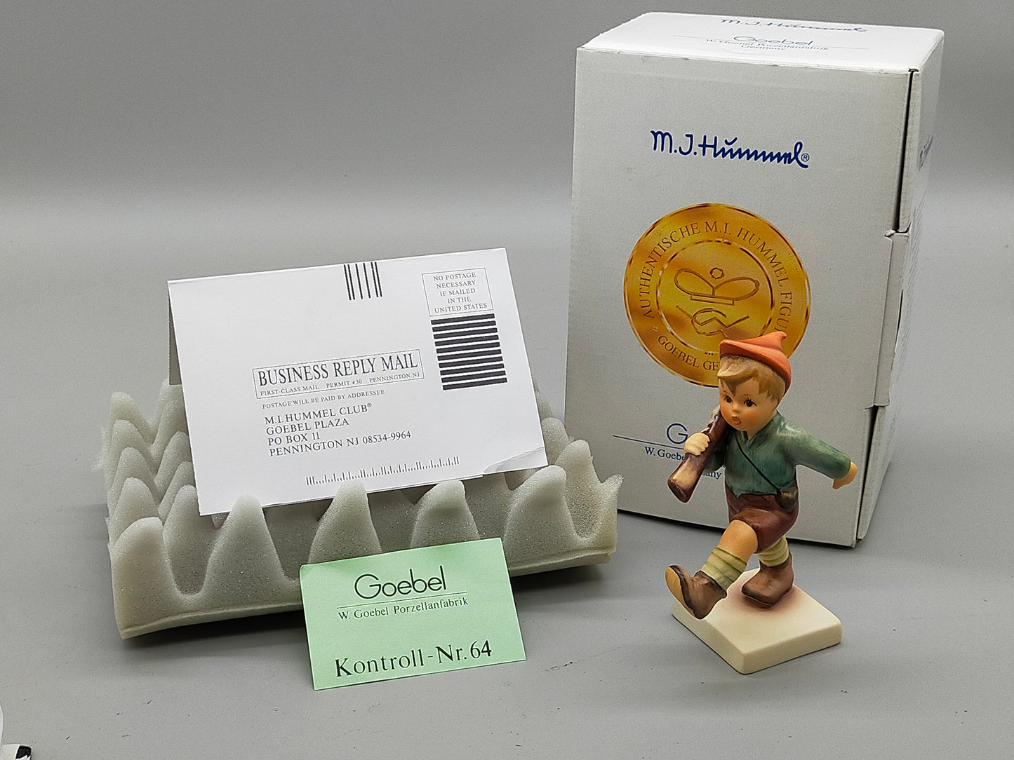 Goebel Hummel Figur "Parademarsch On Parade" – Mit Original Verpackung