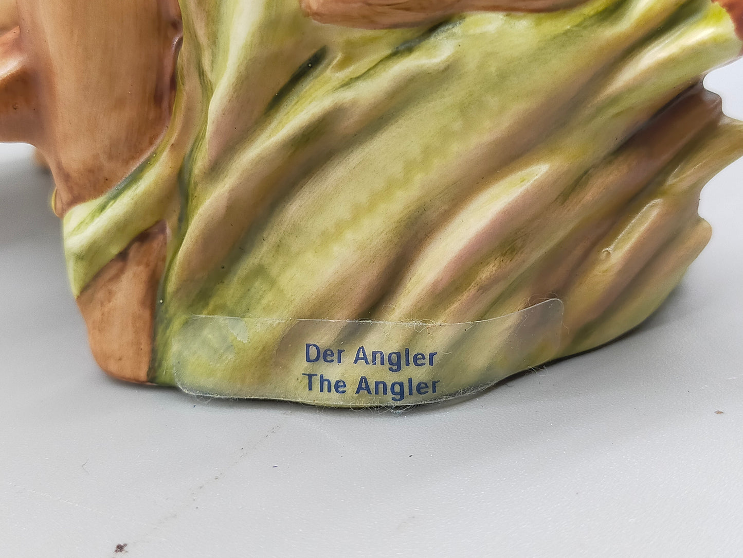 Goebel Hummel Figur "Petri Heil" – Mit Original Verpackung und Zertifikat