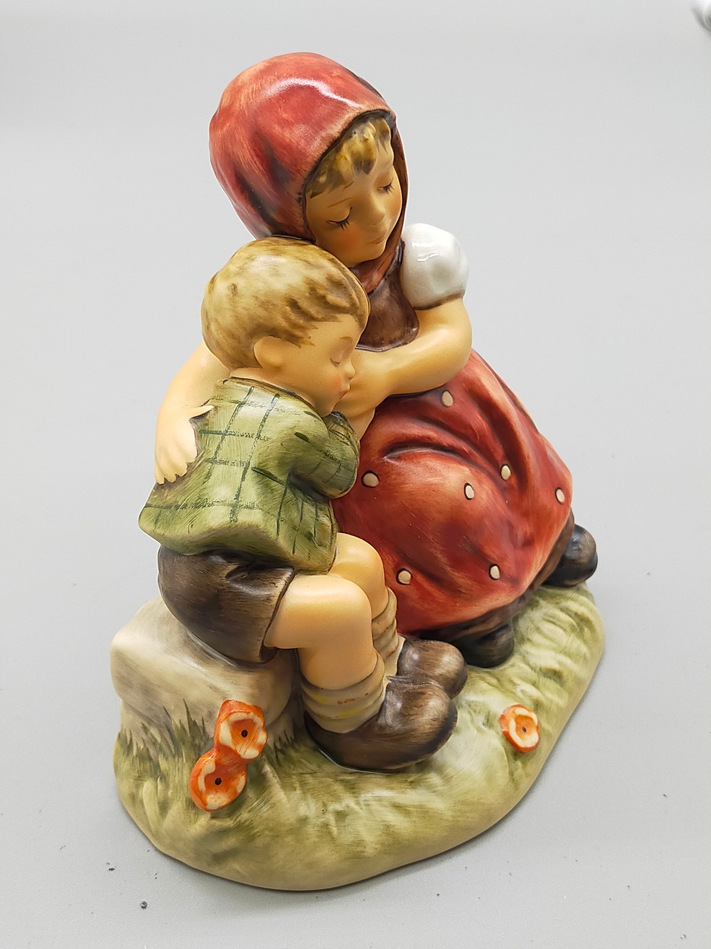 Goebel Hummel Figur "Kurze Rast / Forty Winks" – Mit OVP und Zertifikat