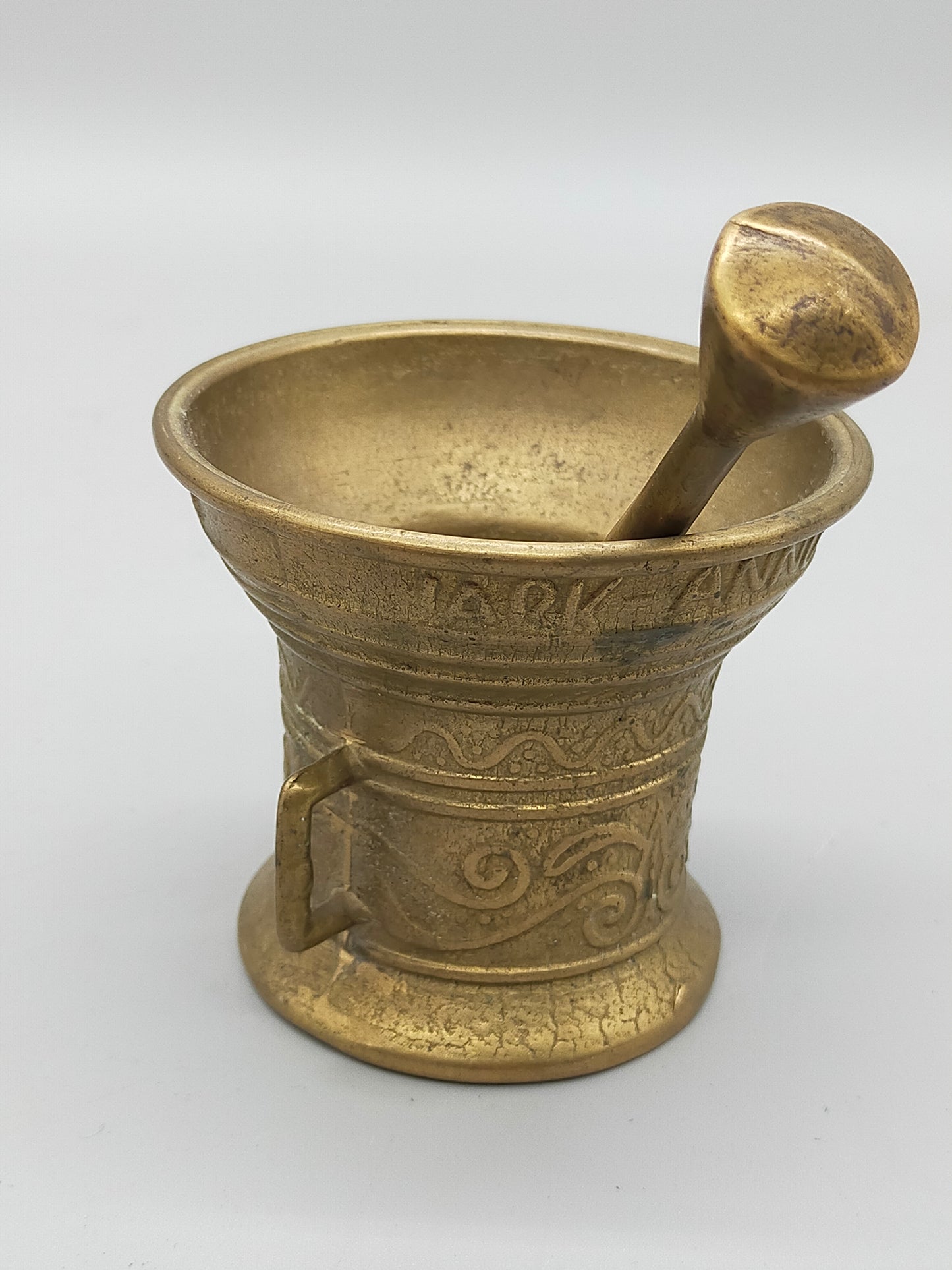 Antiker NEIT Verwini - Messing Mörser mit Pistill – Historisches Design - 1590