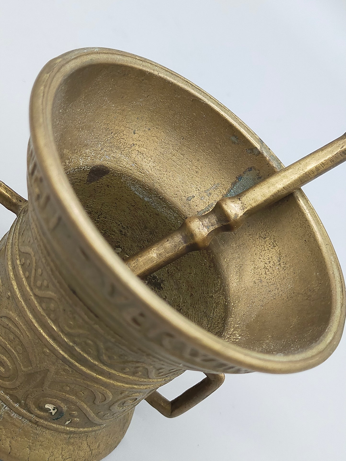 Antiker NEIT Verwini - Messing Mörser mit Pistill – Historisches Design - 1590