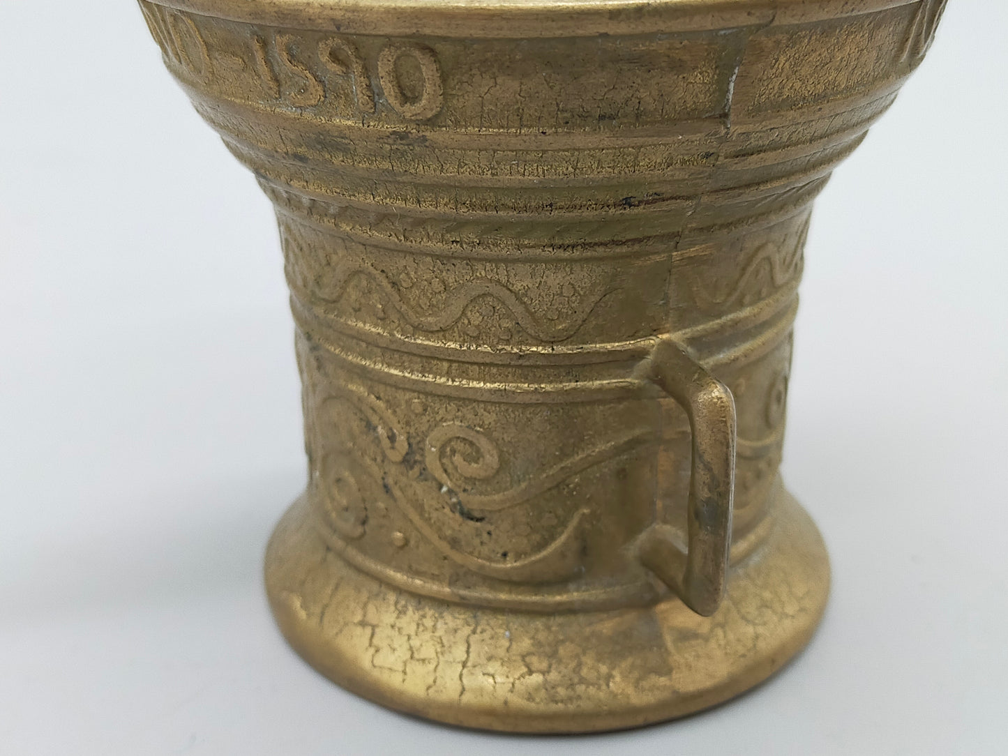 Antiker NEIT Verwini - Messing Mörser mit Pistill – Historisches Design - 1590