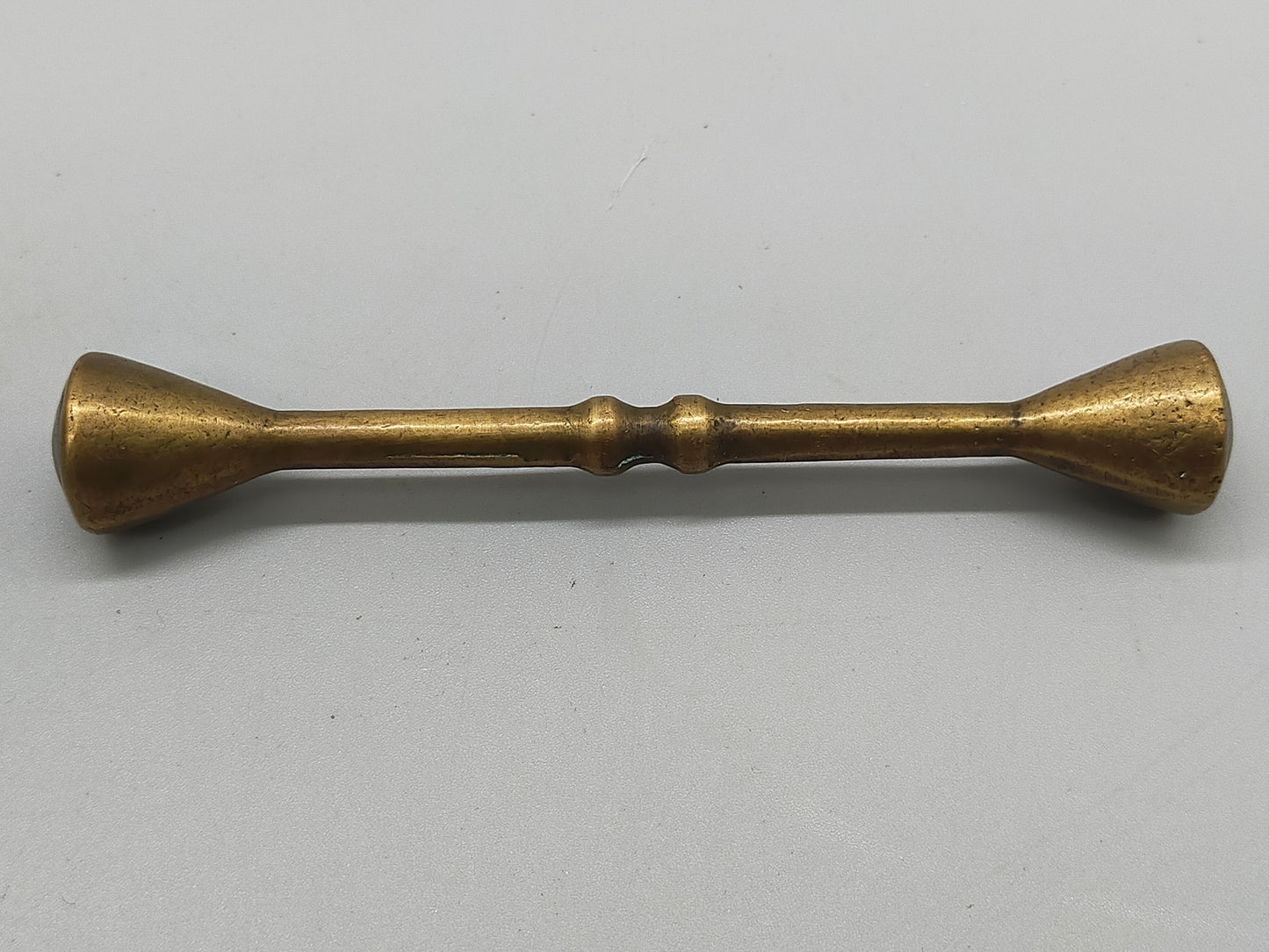 Antiker NEIT Verwini - Messing Mörser mit Pistill – Historisches Design - 1590