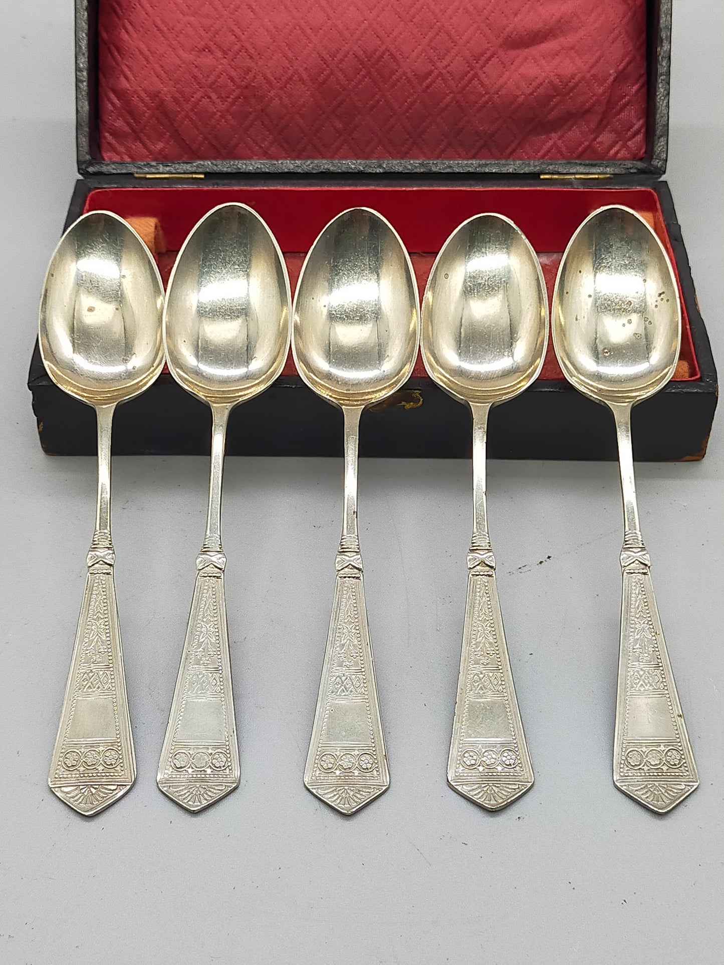 Antikes Besteck Set 5 versilberte Löffel von Arthur Ironmonger
