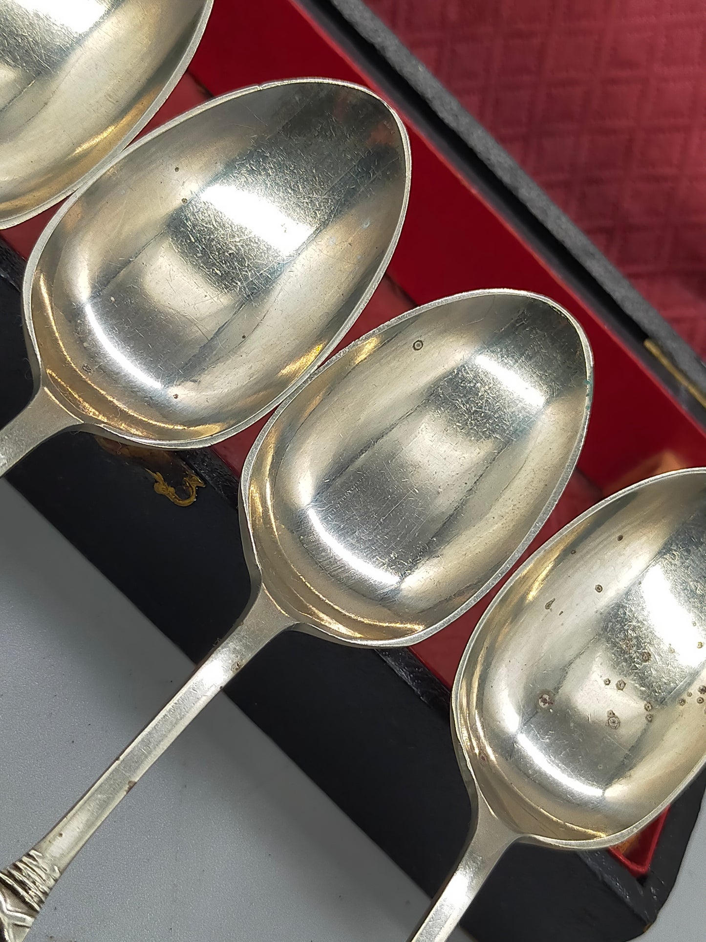 Antikes Besteck Set 5 versilberte Löffel von Arthur Ironmonger