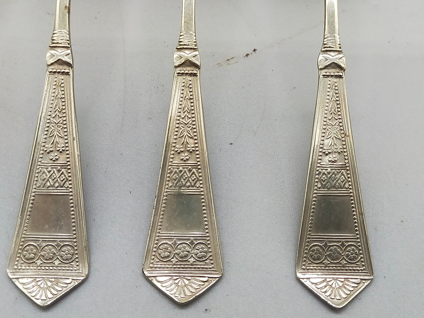 Antikes Besteck Set 5 versilberte Löffel von Arthur Ironmonger