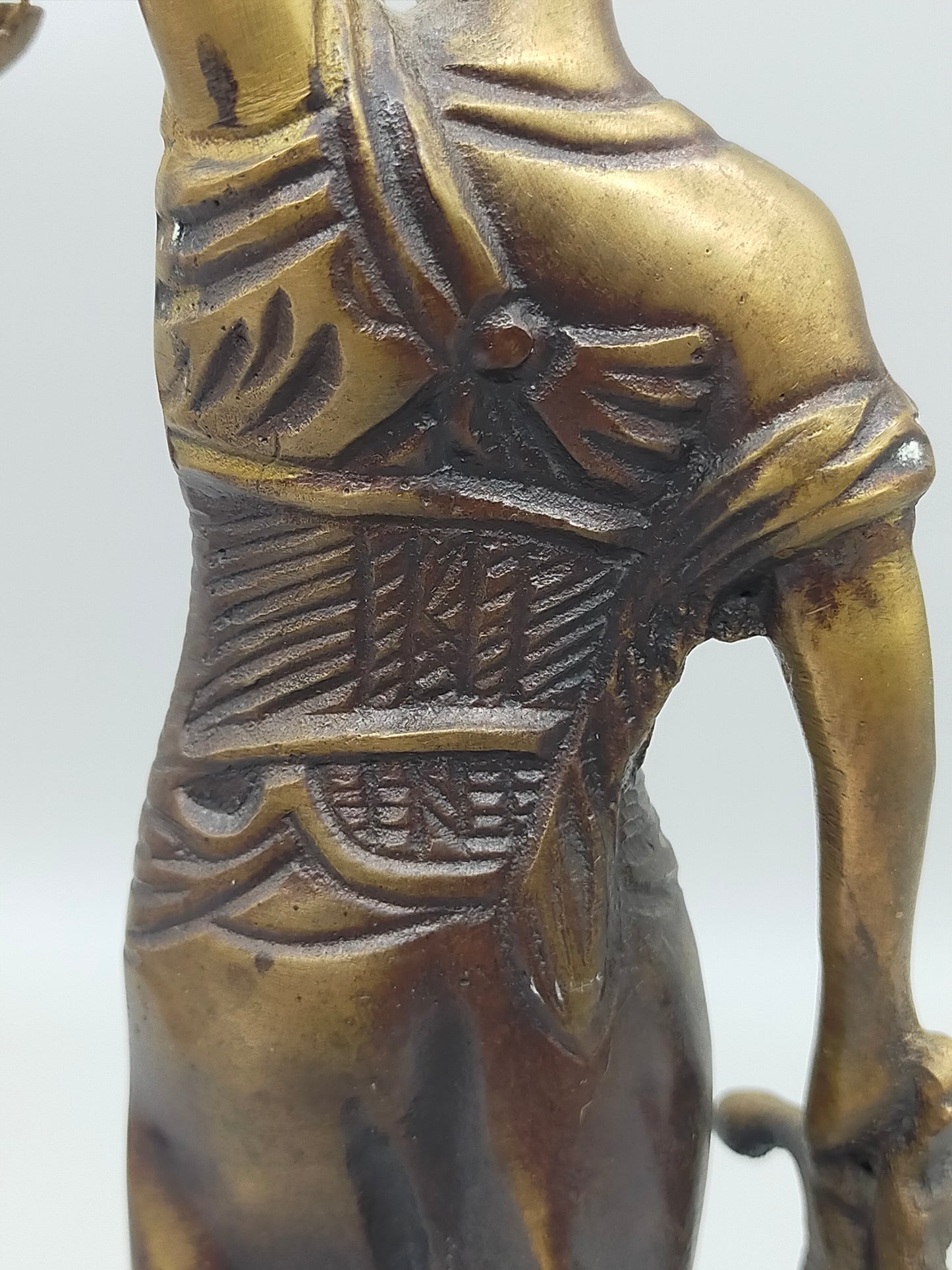 Justitia Statue Messing Figur – Symbol der Gerechtigkeit