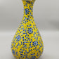 Prachtvolle Chinesische Porzellan Vase – Gelb mit Blauem Blumen Dekor
