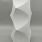 Lorenz Hutschenreuther Porzellan Vase – Weißes Relief Design von Hans Achtziger