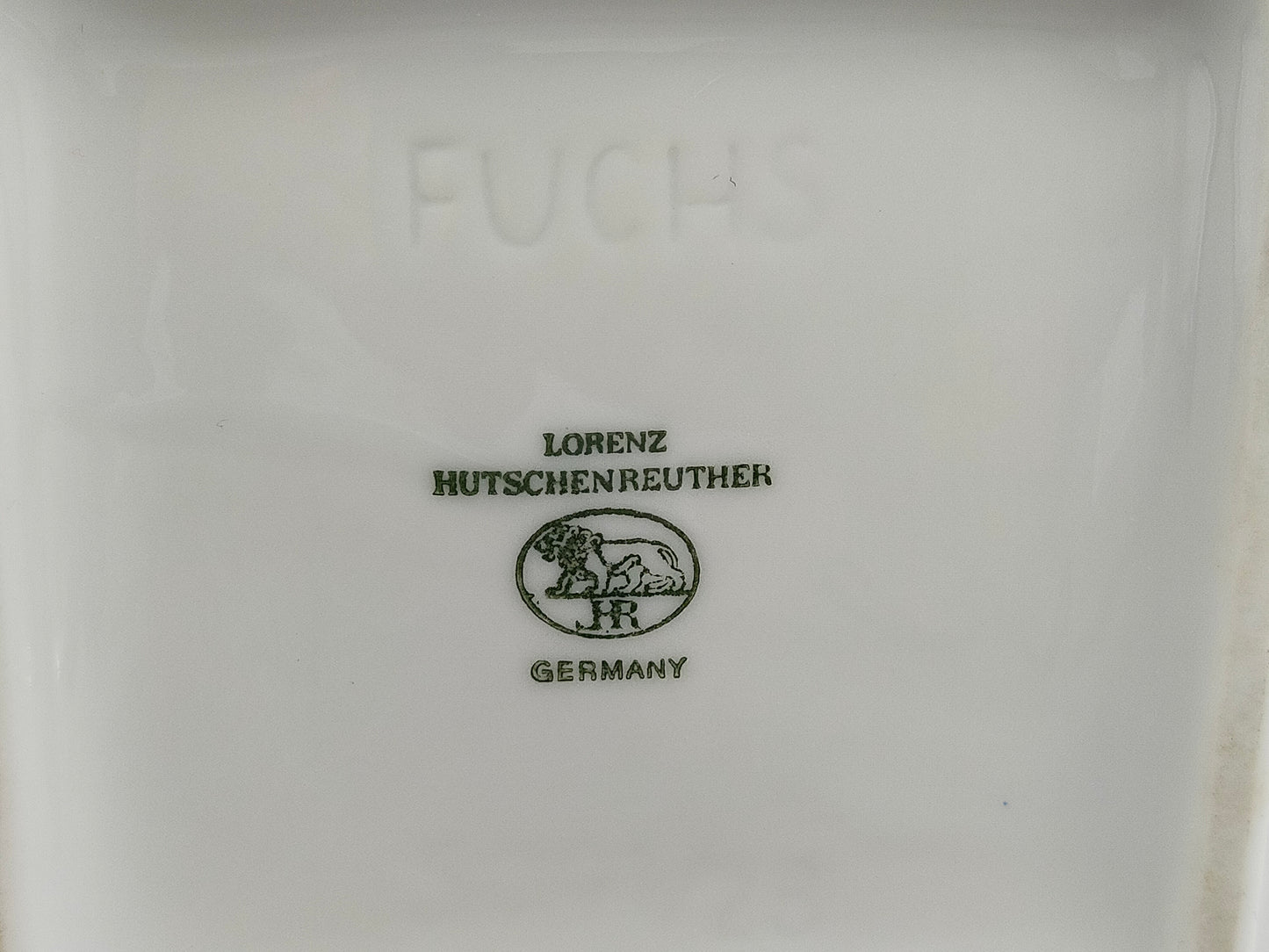 Lorenz Hutschenreuther Porzellan Vase – Weißes Relief Design von Hans Achtziger
