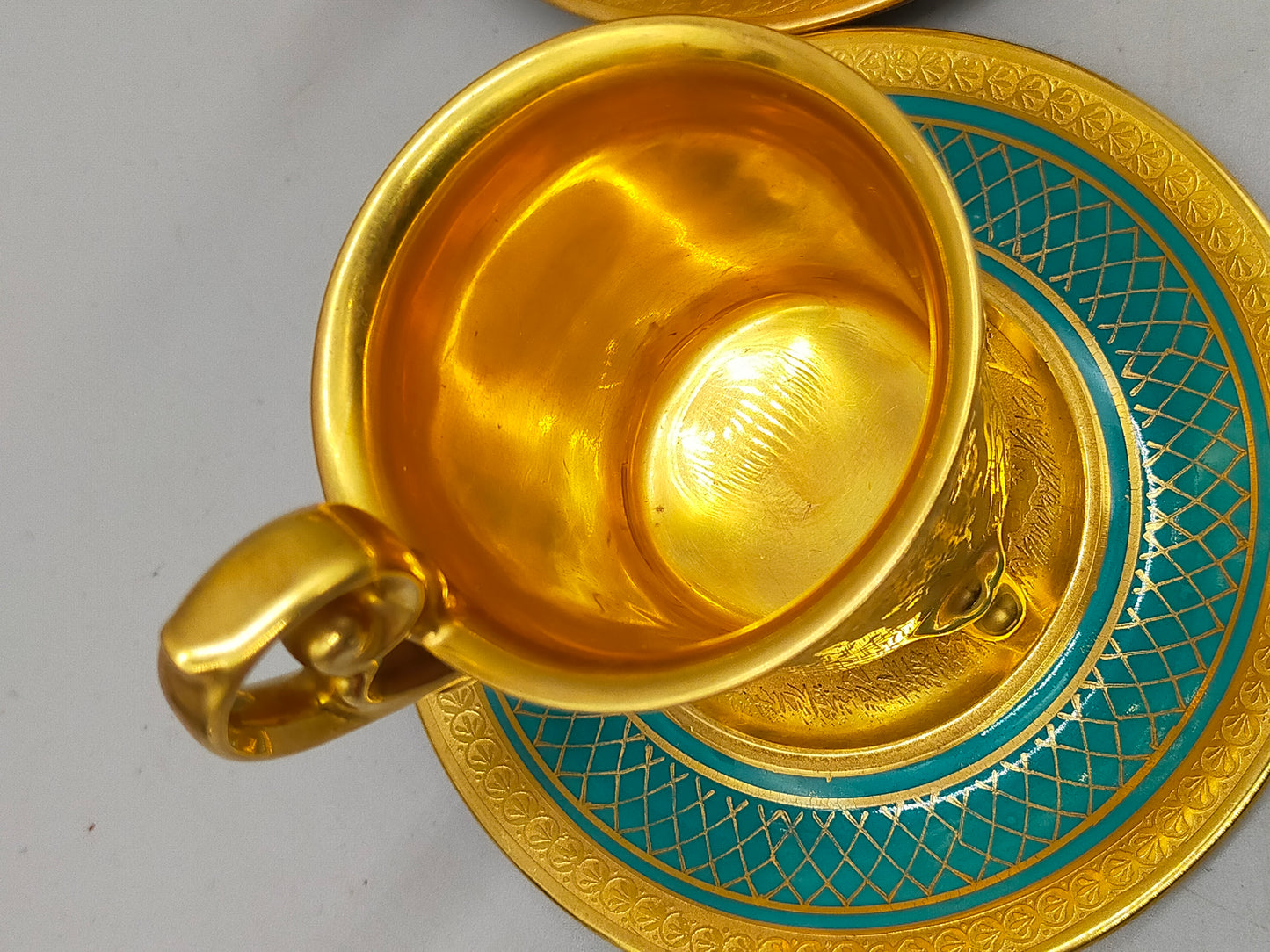 Prunkvolles 4er Set Espresso Tassen mit Untersetzern – D&W Porzellan