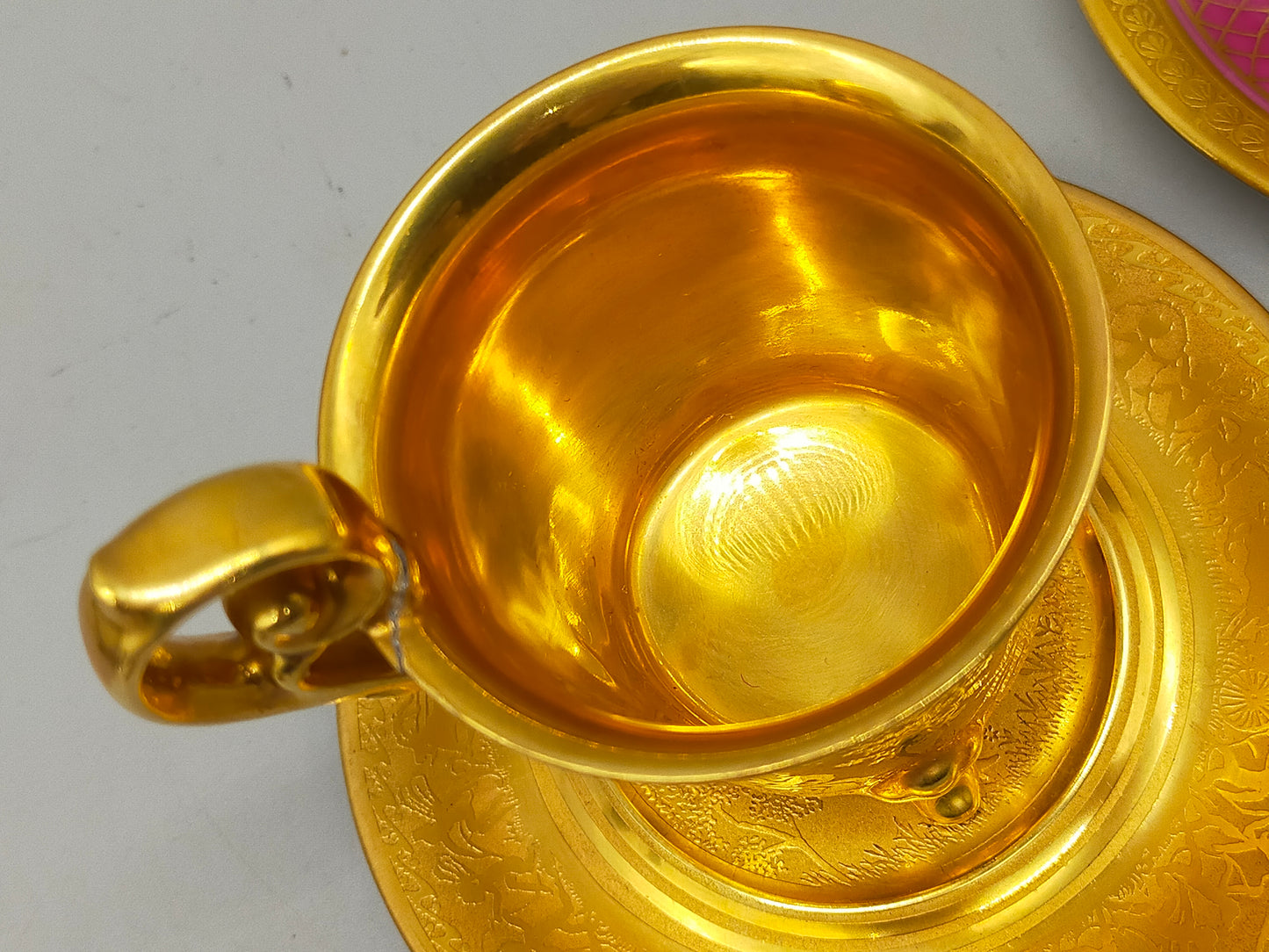 Prunkvolles 4er Set Espresso Tassen mit Untersetzern – D&W Porzellan