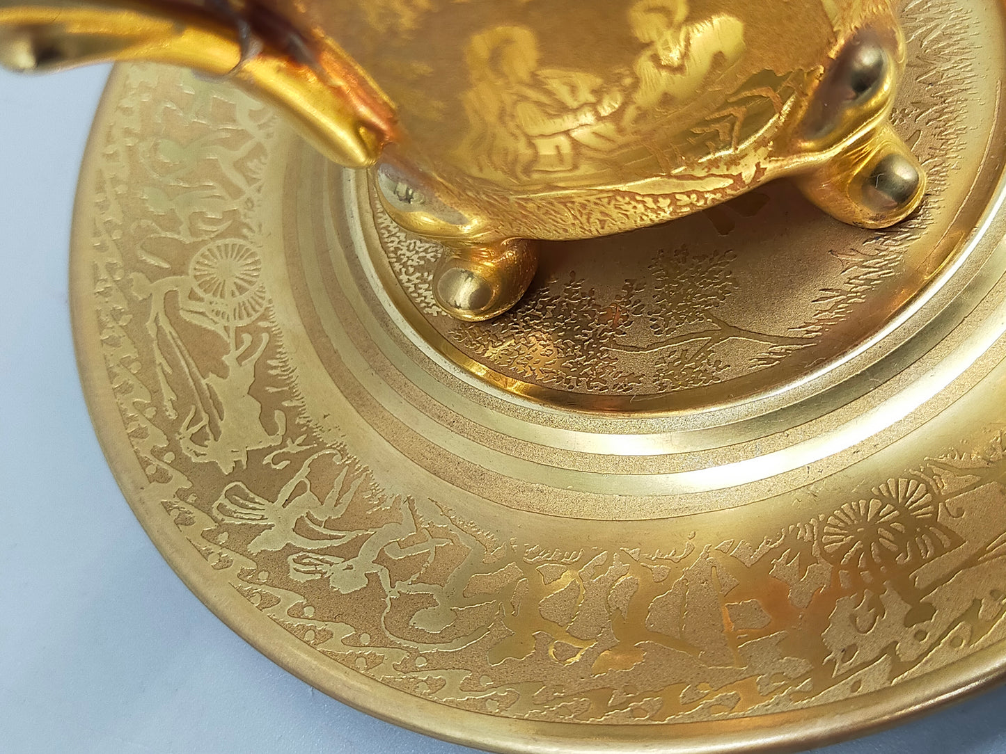 Prunkvolles 4er Set Espresso Tassen mit Untersetzern – D&W Porzellan