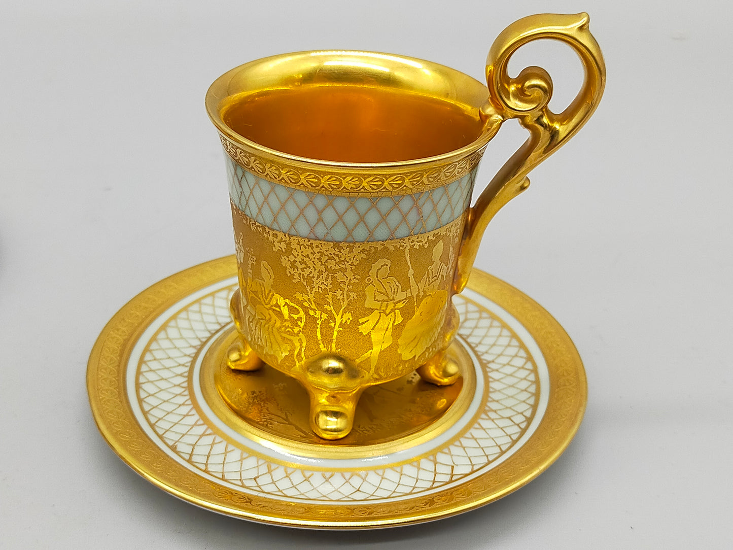 Prunkvolles 4er Set Espresso Tassen mit Untersetzern – D&W Porzellan