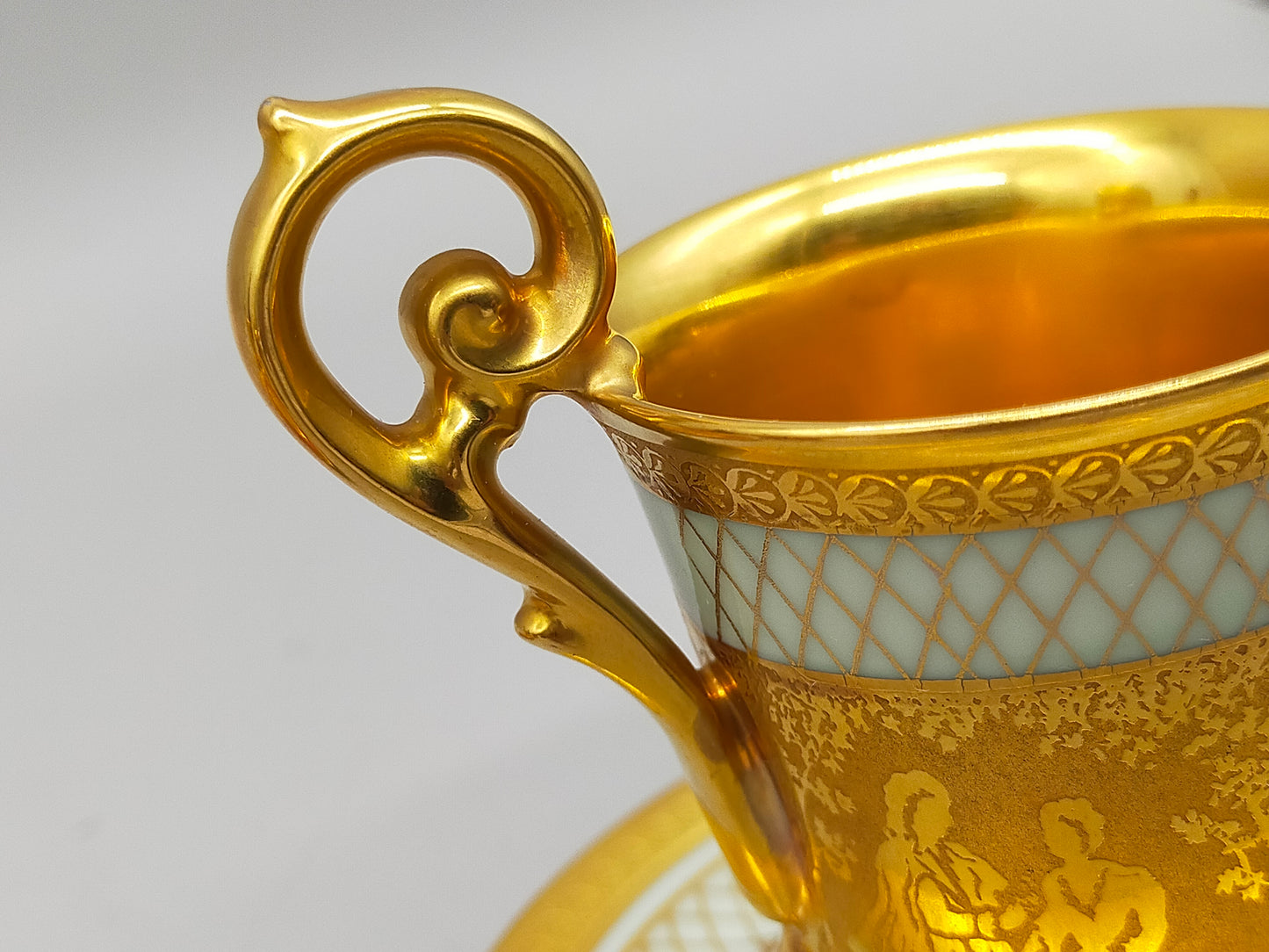 Prunkvolles 4er Set Espresso Tassen mit Untersetzern – D&W Porzellan