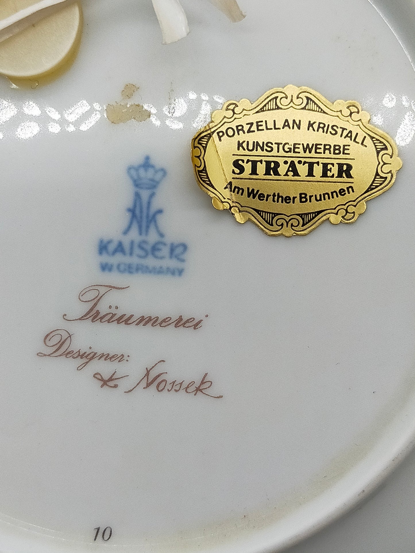 Titel Kaiser Porzellan Set Träumerei – Edles Golddekor mit Floraler Kunst
