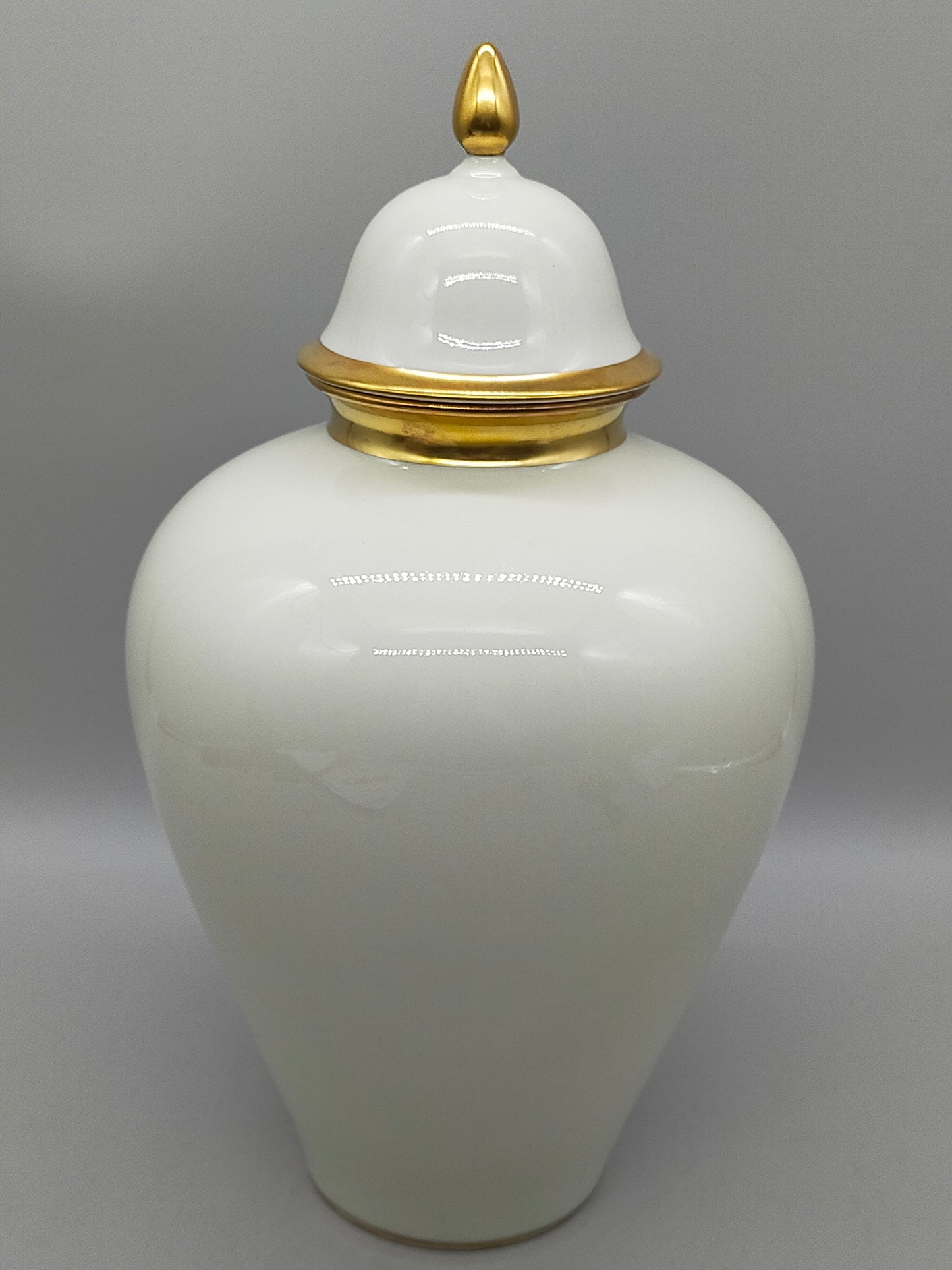 Edle Royal KM Deckelvase Porzellan – Klassisches Design mit Goldrand