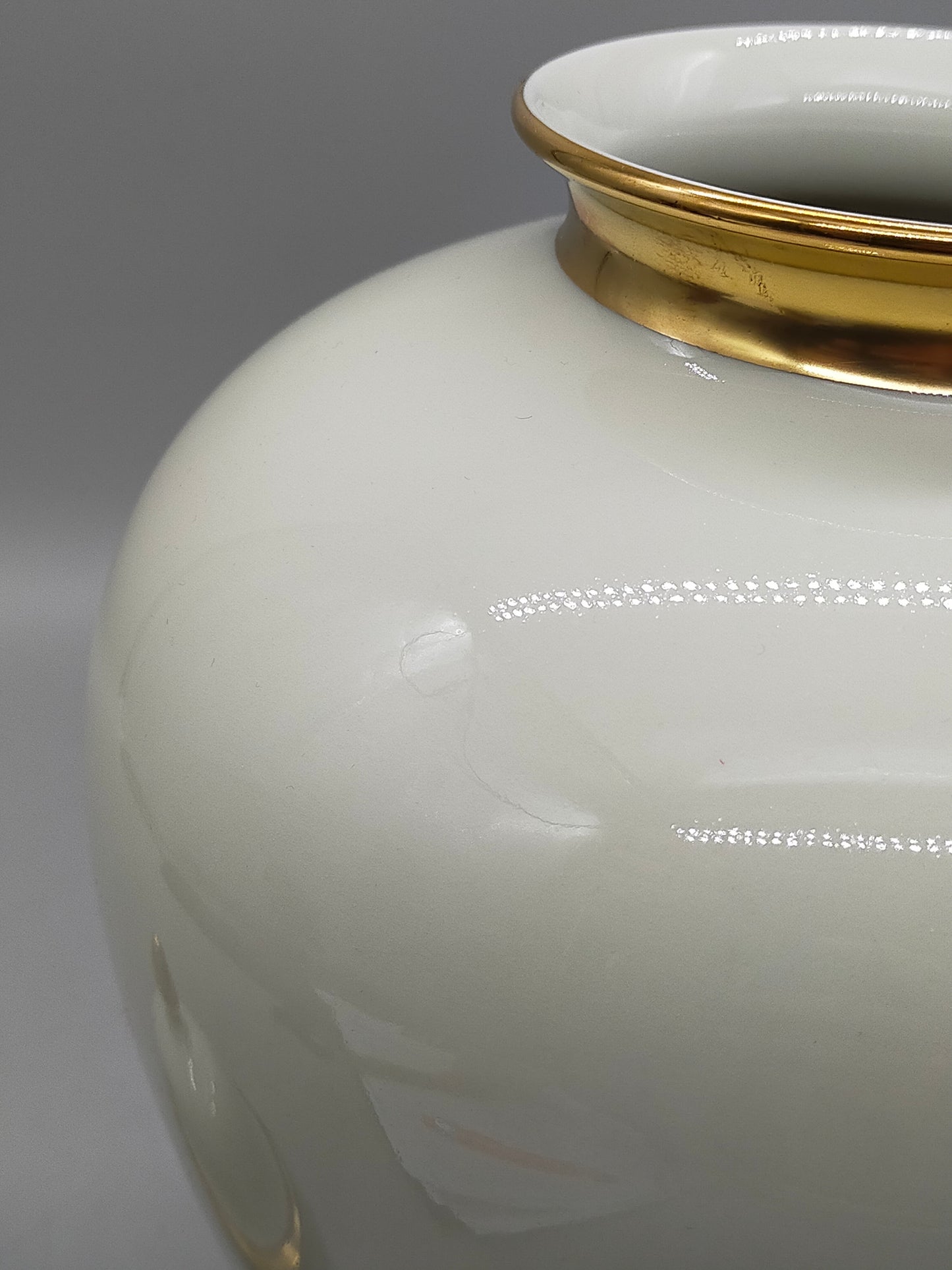 Edle Royal KM Deckelvase Porzellan – Klassisches Design mit Goldrand