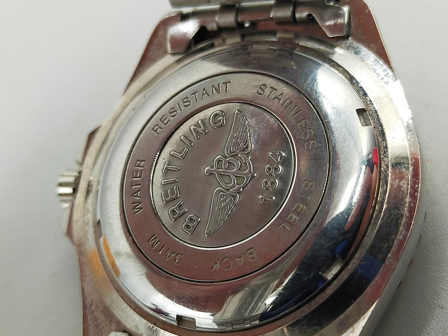 Edle Breitling Herren Uhr – Sportliches Design mit Mondphase