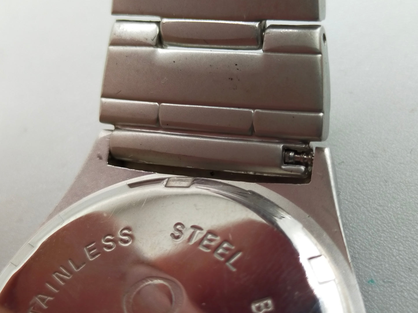 Edle Omega Constellation Damen Uhr – Klassisches Silber Design