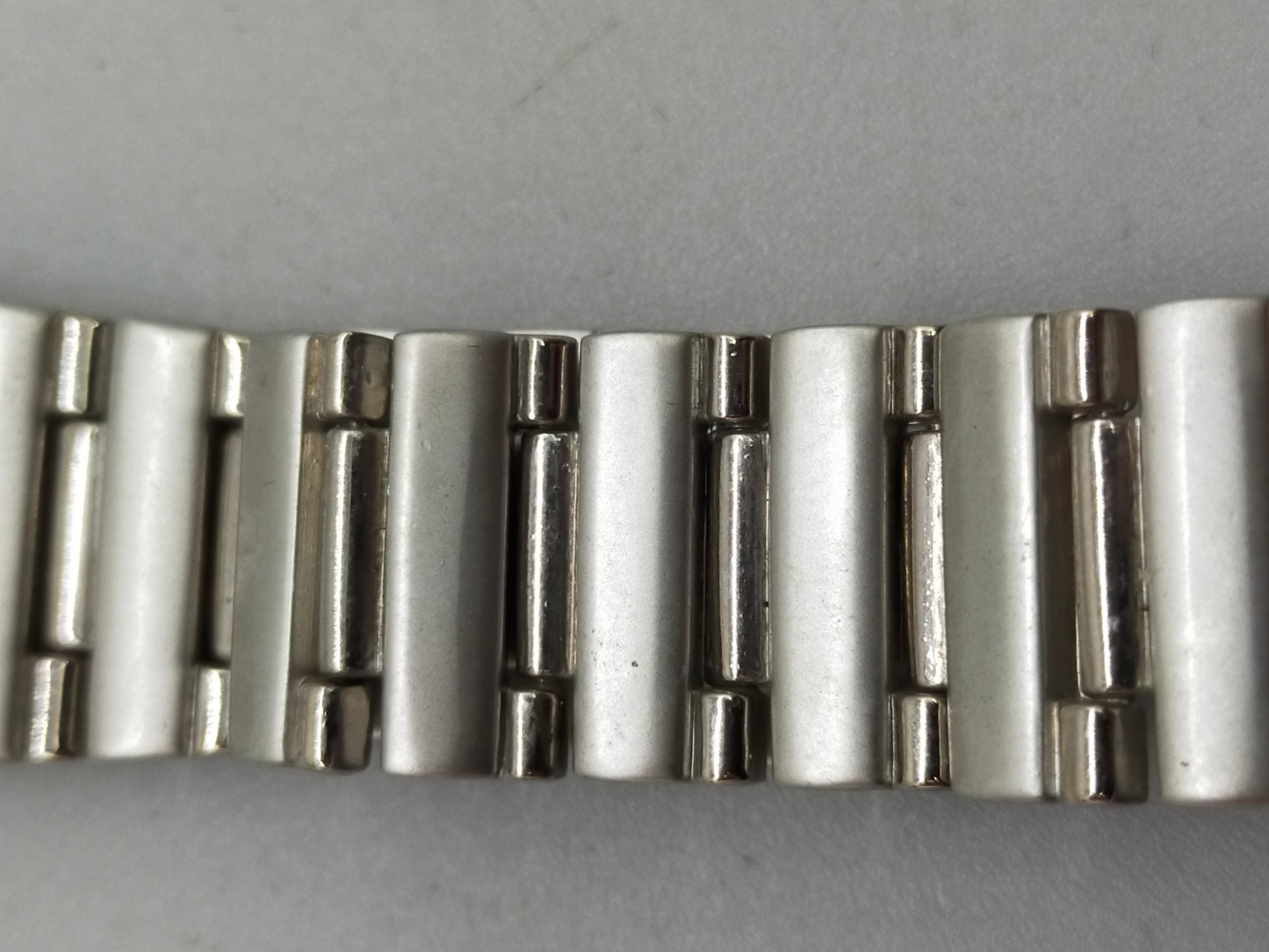 Edle Omega Constellation Damen Uhr – Klassisches Silber Design
