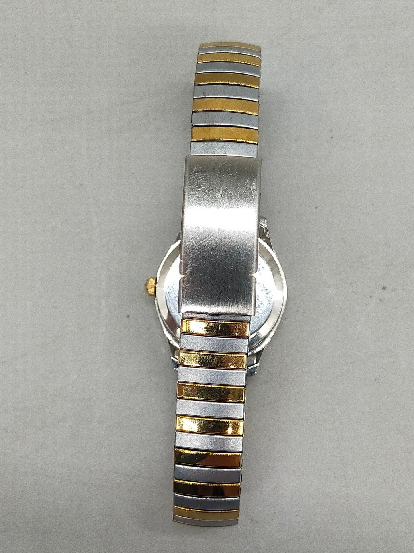 Elegante Fabiani Damen Uhr – Bicolor Design mit Datumsanzeige