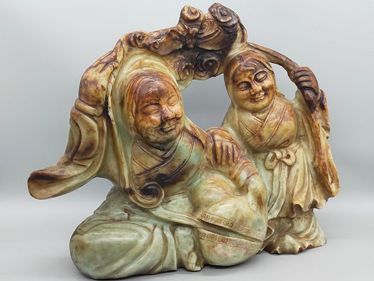 Antike Jadestein Skulptur – Handgeschnitzte Figurengruppe aus Fernost