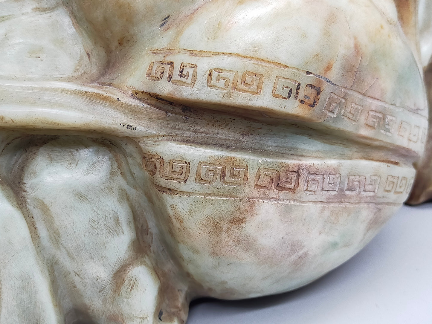 Antike Jadestein Skulptur – Handgeschnitzte Figurengruppe aus Fernost