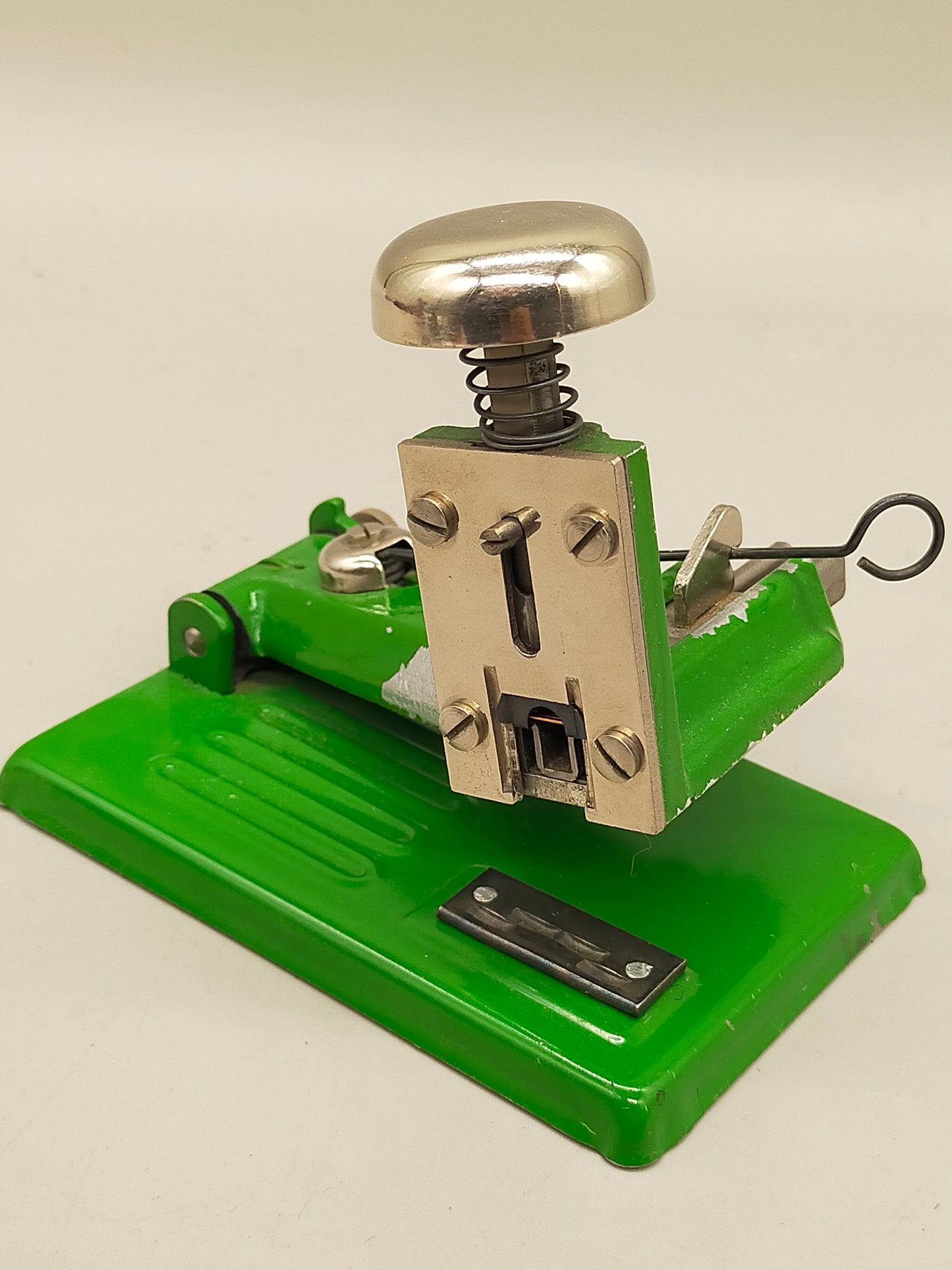 Antiker Triton Standard Rasierklingenschärfer – Vintage Klassiker