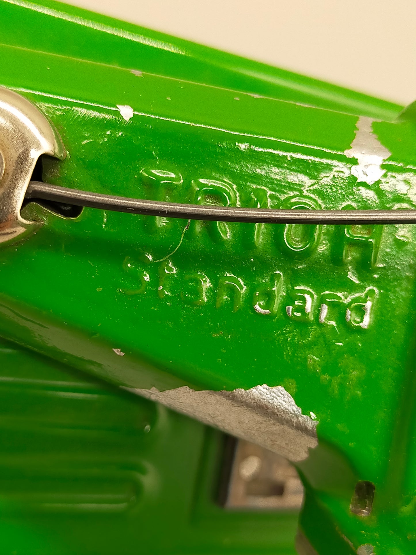 Antiker Triton Standard Rasierklingenschärfer – Vintage Klassiker