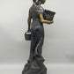 Antike Bronze-Optik Skulptur – Junge Frau mit Körben, Dekofigur