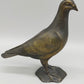 Antike Bronze Taube Figur – Tierskulptur auf Felssockel