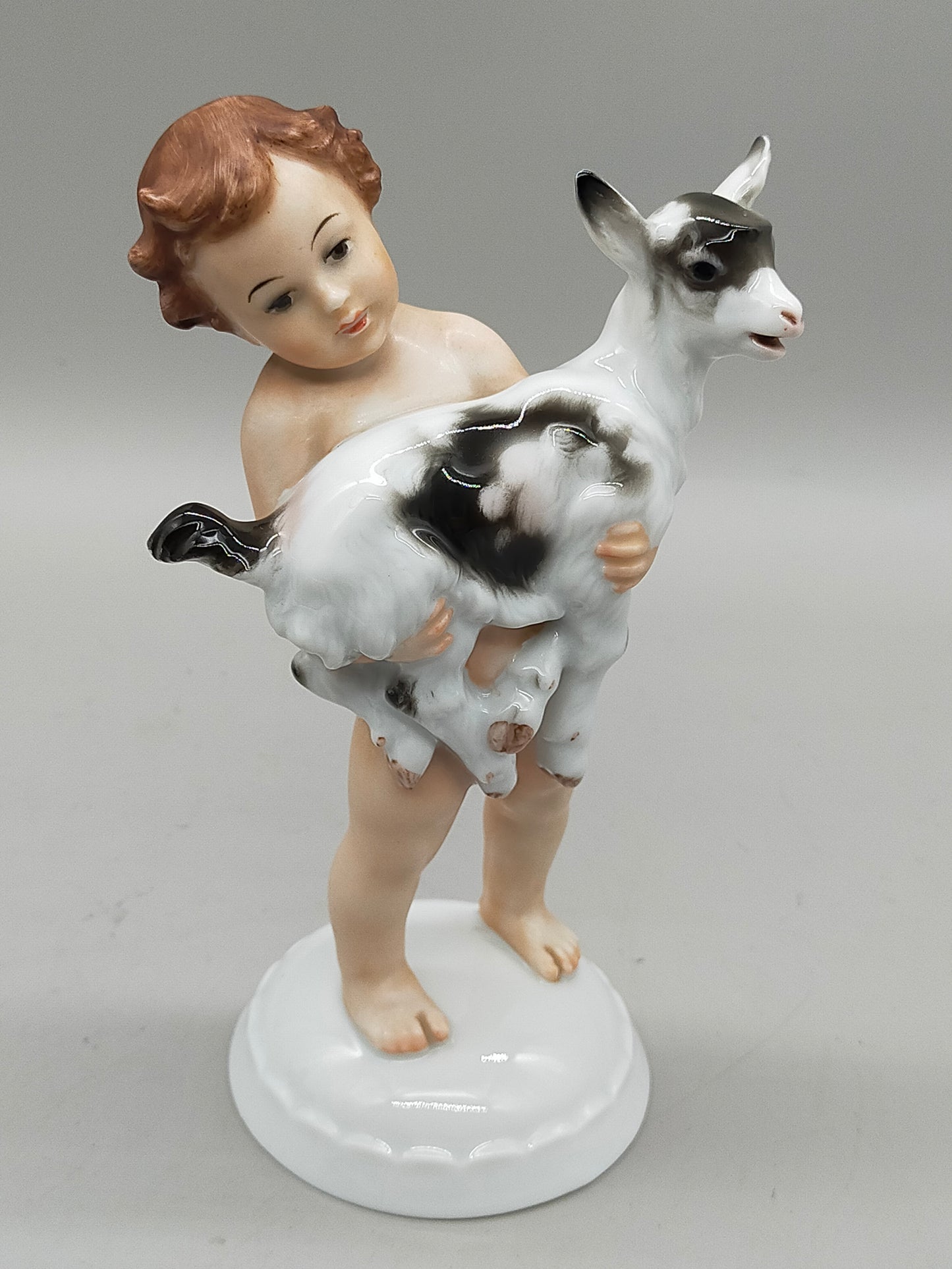 Antike Rosenthal Porzellanfigur – Kind mit Zicklein von Fritz Heidenreich