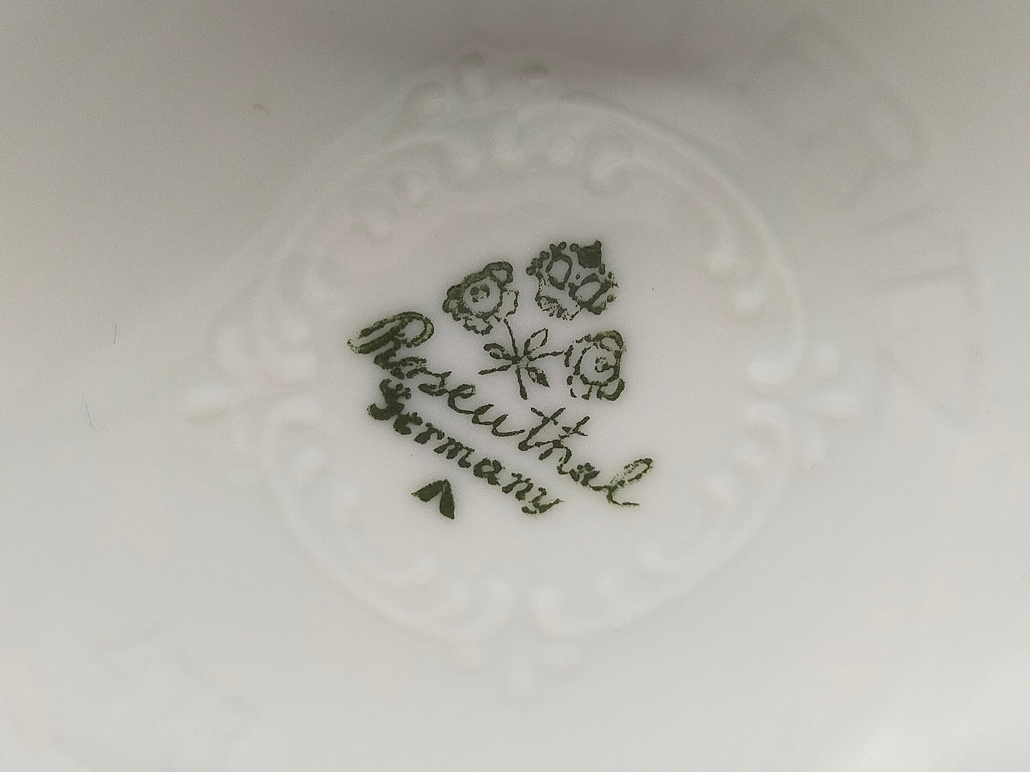 Antike Rosenthal Porzellanfigur – Kind mit Zicklein von Fritz Heidenreich